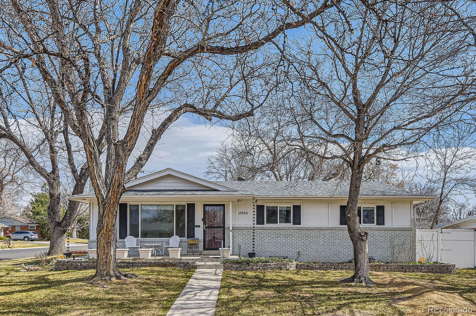 2552 S Dennison Court, denver MLS: 6442524 Beds: 3 Baths: 2 Price: $625,000
