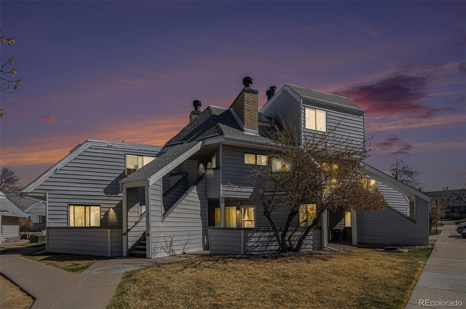 Windcreek Aurora Condo / Townhome | MLS #: 633948917053 E Tennessee Drive 212, Aurora Beds: 1 Baths: 1 Price: $144,900