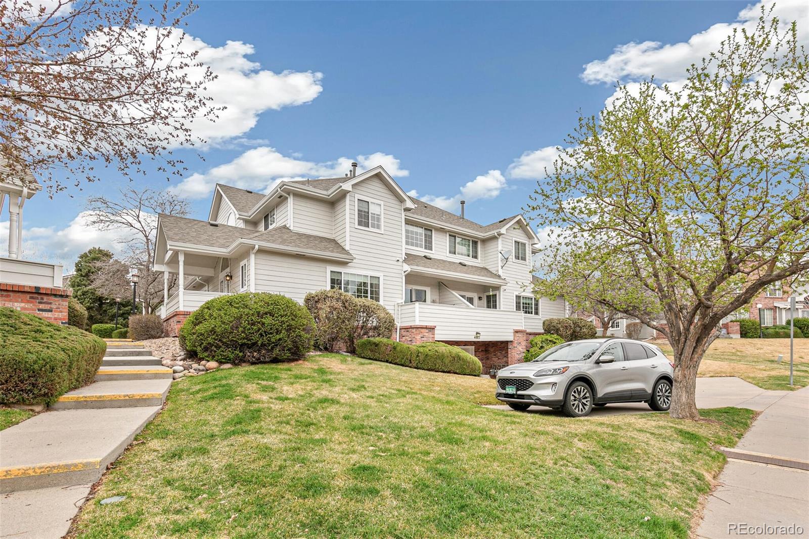 4003 S Carson Street A, Aurora  MLS: 4904321 Beds: 3 Baths: 3 Price: $449,900