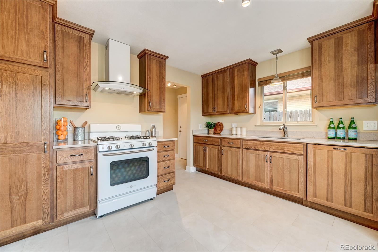 3211  Olive Street, denver MLS: 7921656 Beds: 2 Baths: 1 Price: $375,000