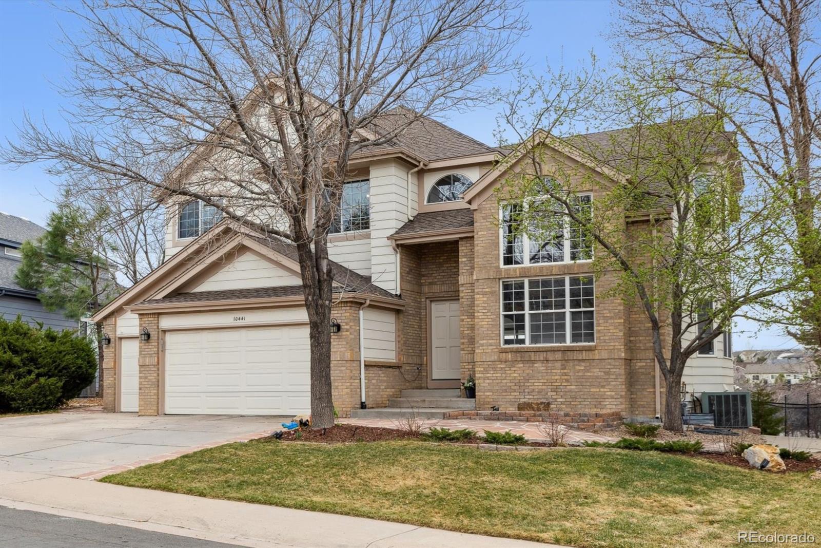 10441  Lions Path, lone tree MLS: 7196332 Beds: 7 Baths: 6 Price: $880,000