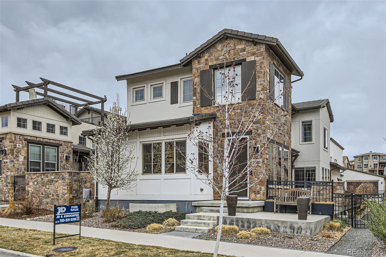 2640 s orchard street, Lakewood sold home. Closed on 2025-05-13 for $932,500.