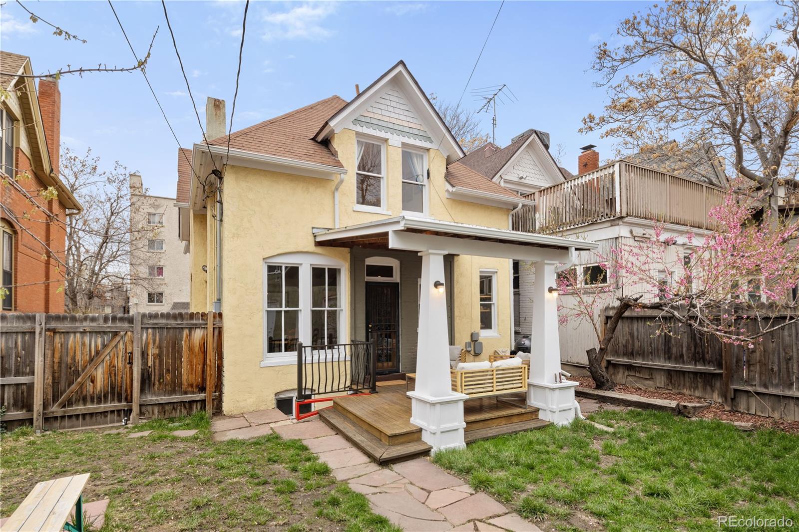 1130 N Washington Street, denver MLS: 3911798 Beds: 3 Baths: 2 Price: $849,000