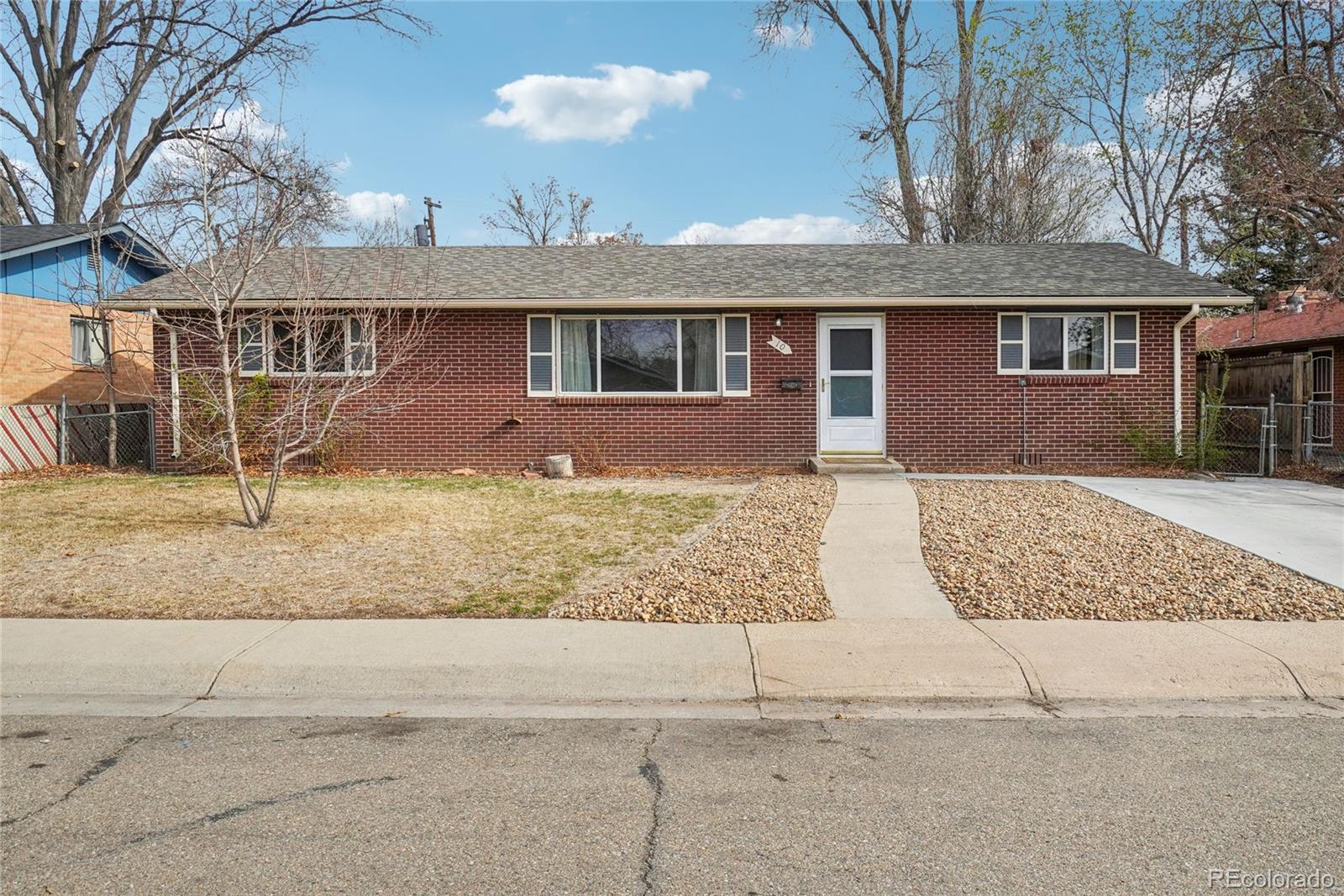 10  Merideth Lane, longmont MLS: 4940615 Beds: 4 Baths: 2 Price: $425,000