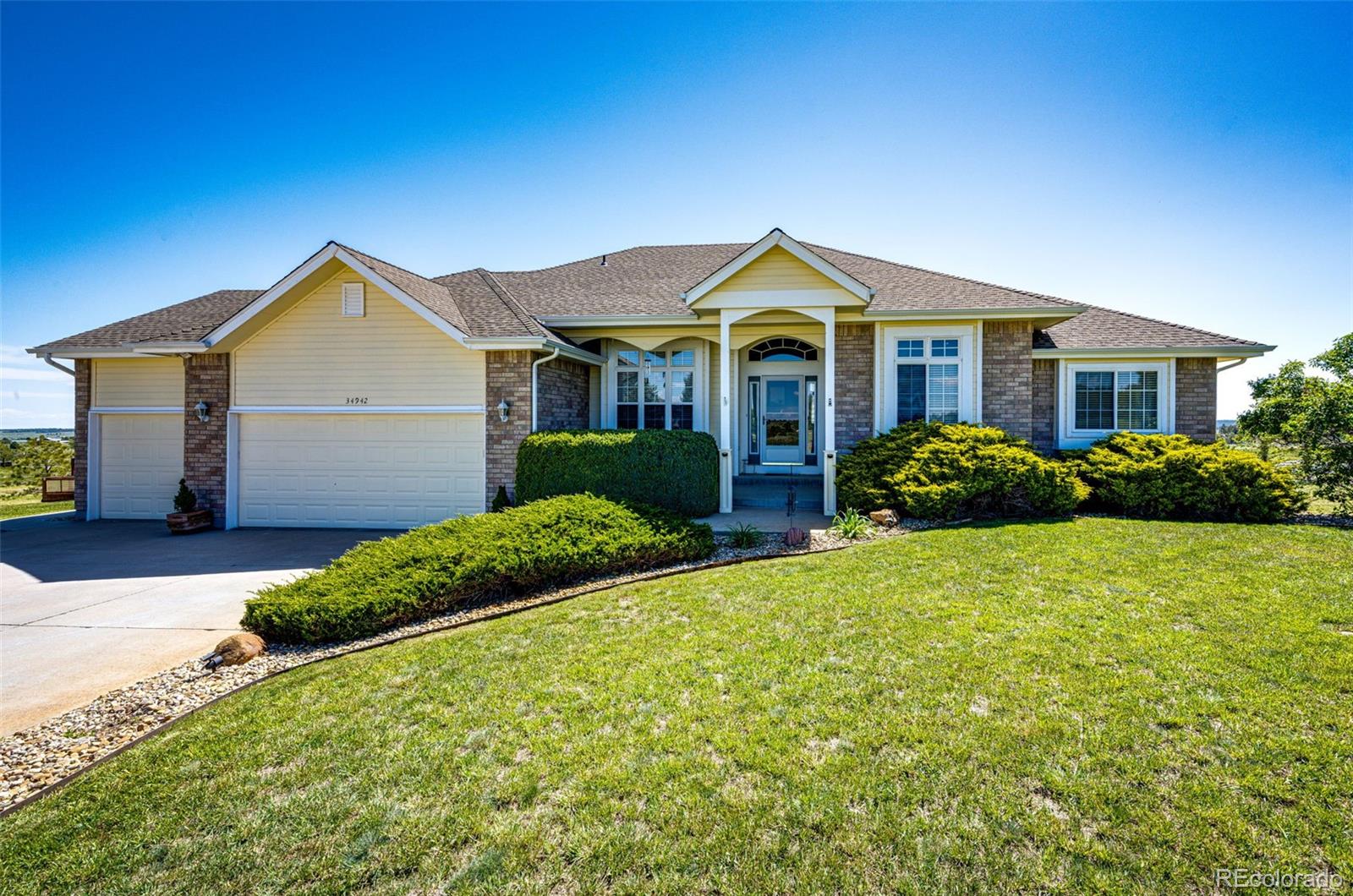 34942  Wagon Wheel Trail, elizabeth MLS: 6878397 Beds: 4 Baths: 3 Price: $1,100,000