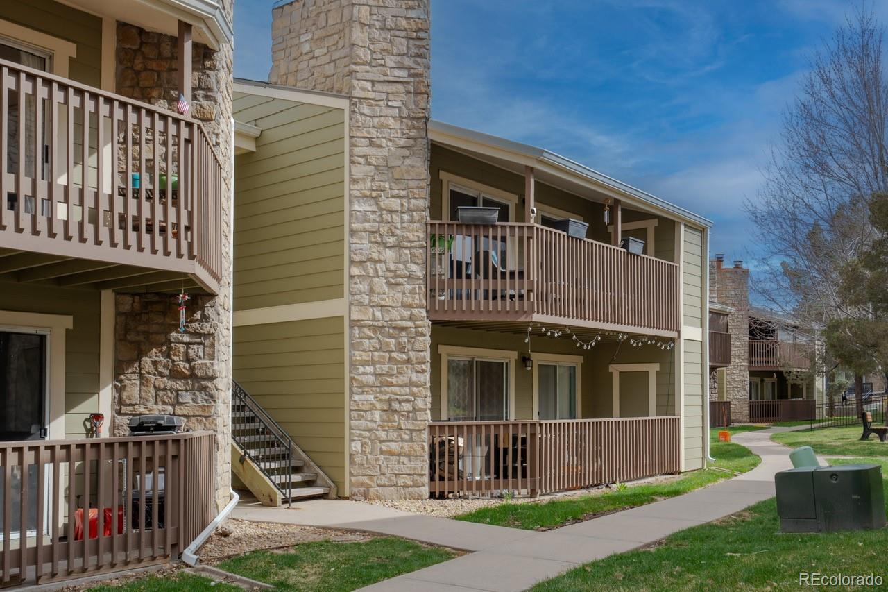 3414 S Eagle Street 201, Aurora  MLS: 4114634 Beds: 2 Baths: 2 Price: $255,222