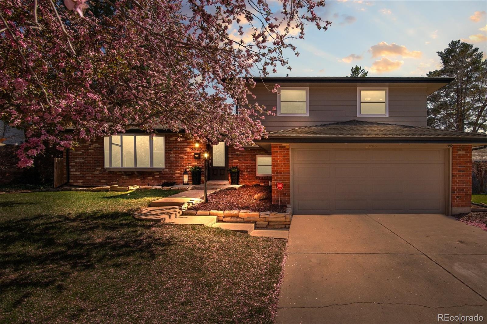 5890 E Fair Avenue, centennial MLS: 9481767 Beds: 3 Baths: 3 Price: $839,000