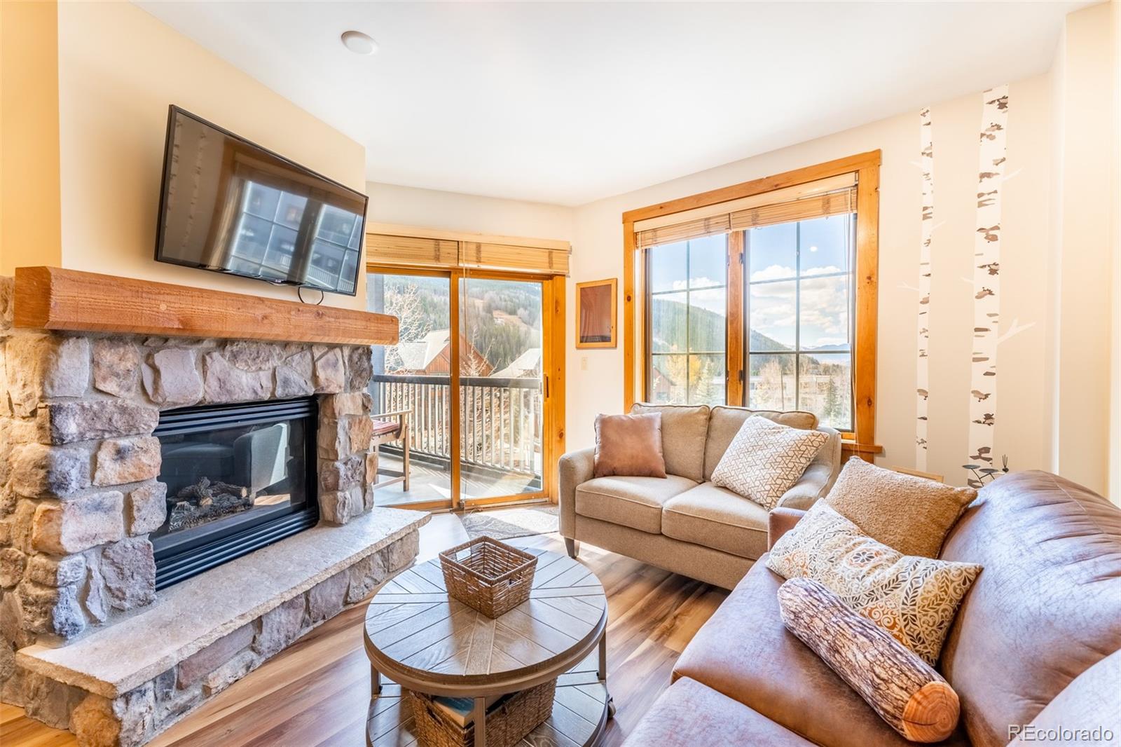 150  Dercum Square 8501, Keystone  MLS: 4279950 Beds: 1 Baths: 1 Price: $605,000