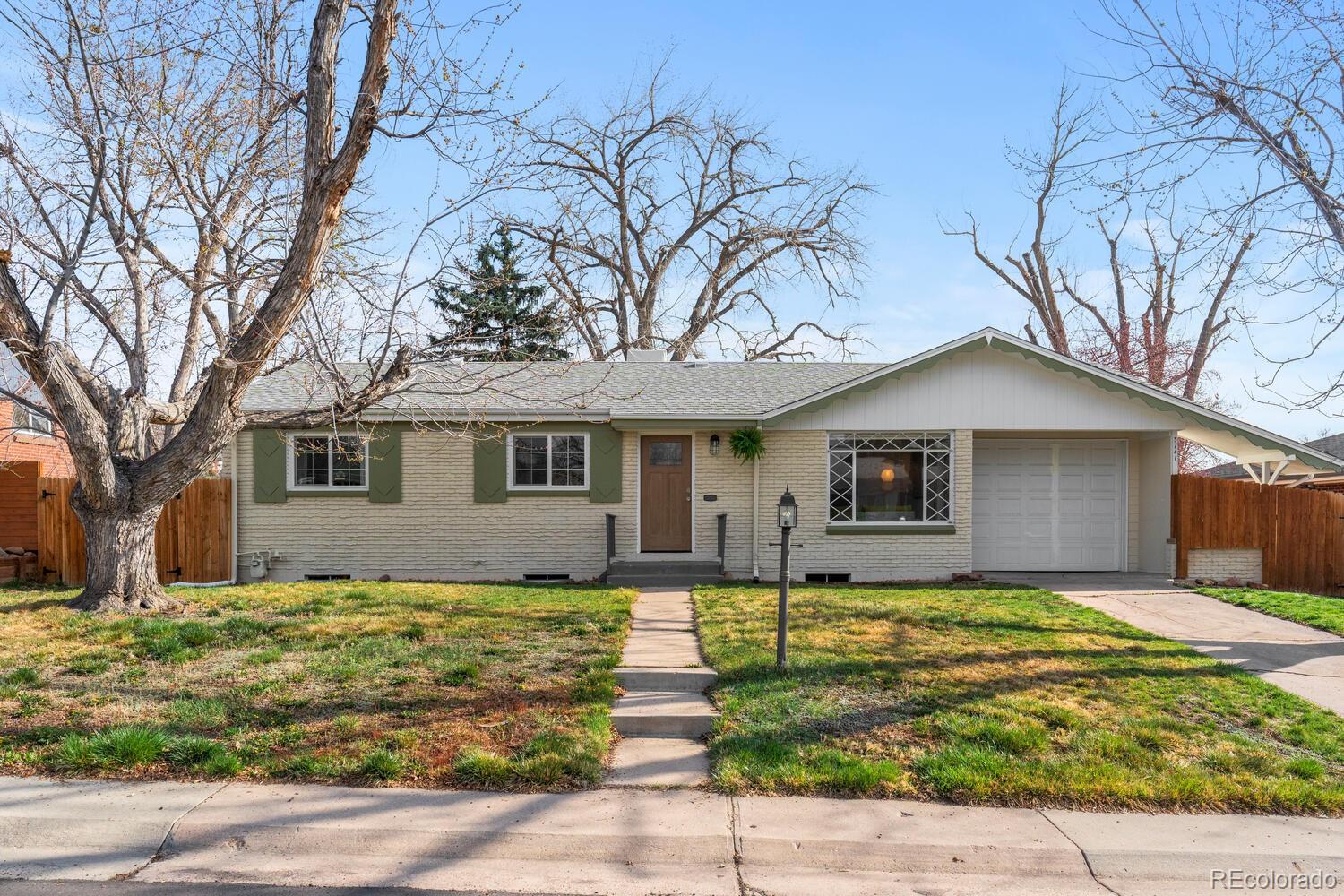 3741 W Saratoga Avenue, littleton MLS: 7183400 Beds: 4 Baths: 2 Price: $580,000