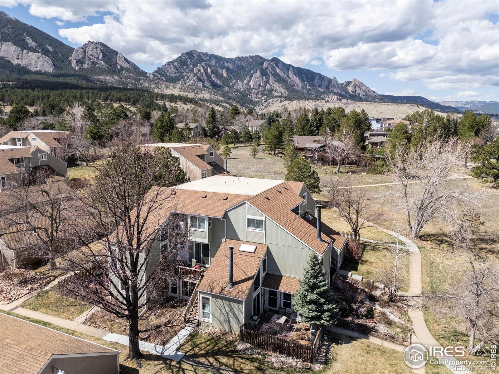 3187  Redstone Lane, boulder MLS: 4567891029997 Beds: 2 Baths: 2 Price: $734,000