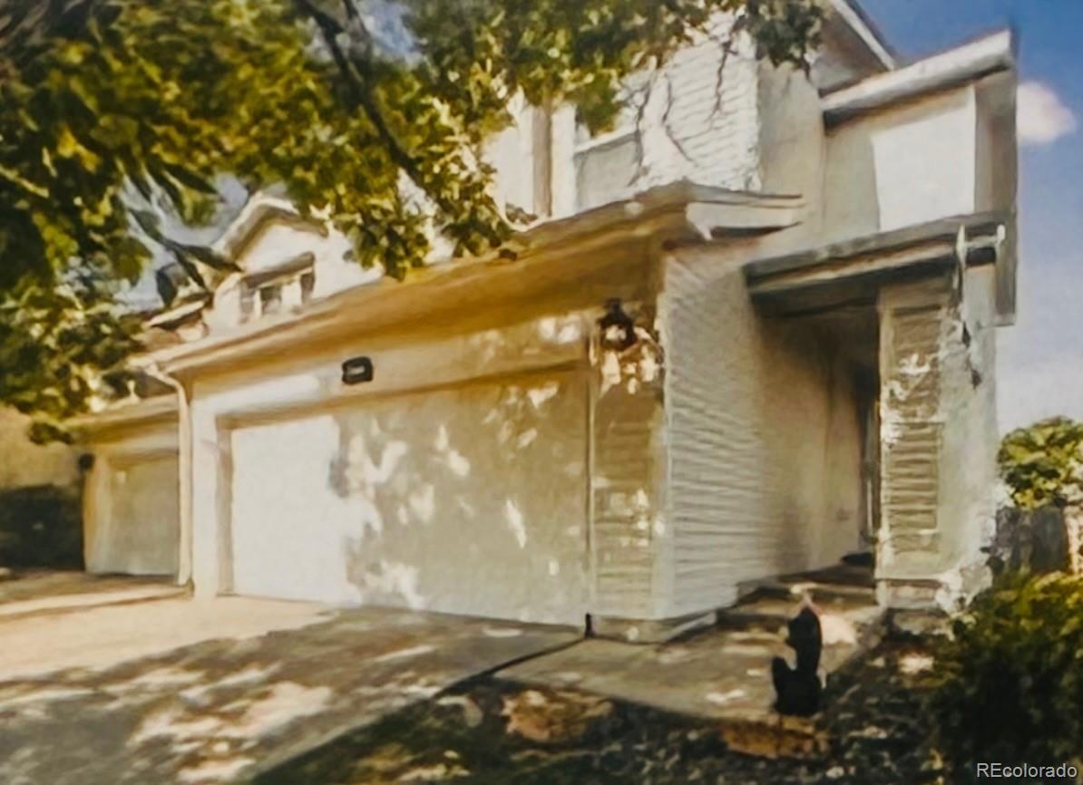 5313 S Picadilly Way, aurora MLS: 3197485 Beds: 3 Baths: 3 Price: $450,000