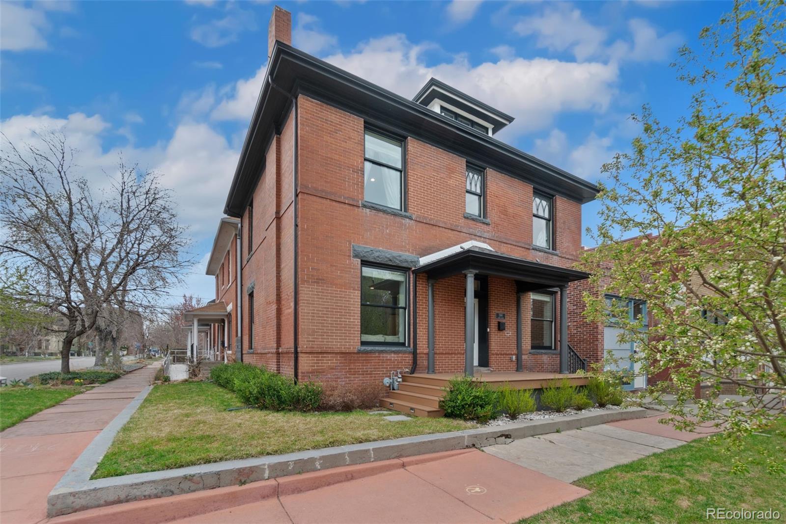 2560  Champa Street, denver MLS: 5136687 Beds: 3 Baths: 3 Price: $799,999
