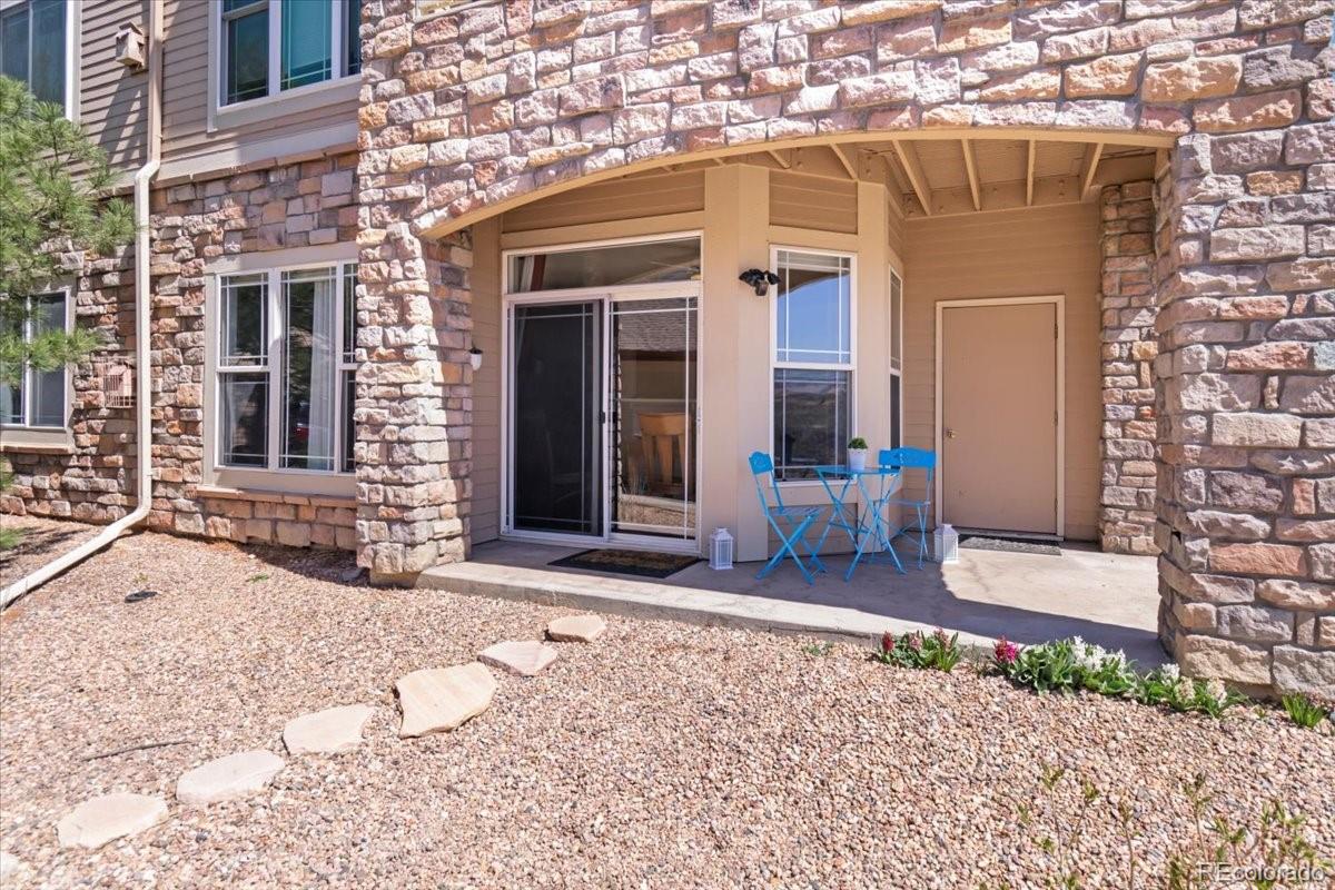 9538 W San Juan Circle 108, Littleton  MLS: 3739855 Beds: 2 Baths: 2 Price: $425,000