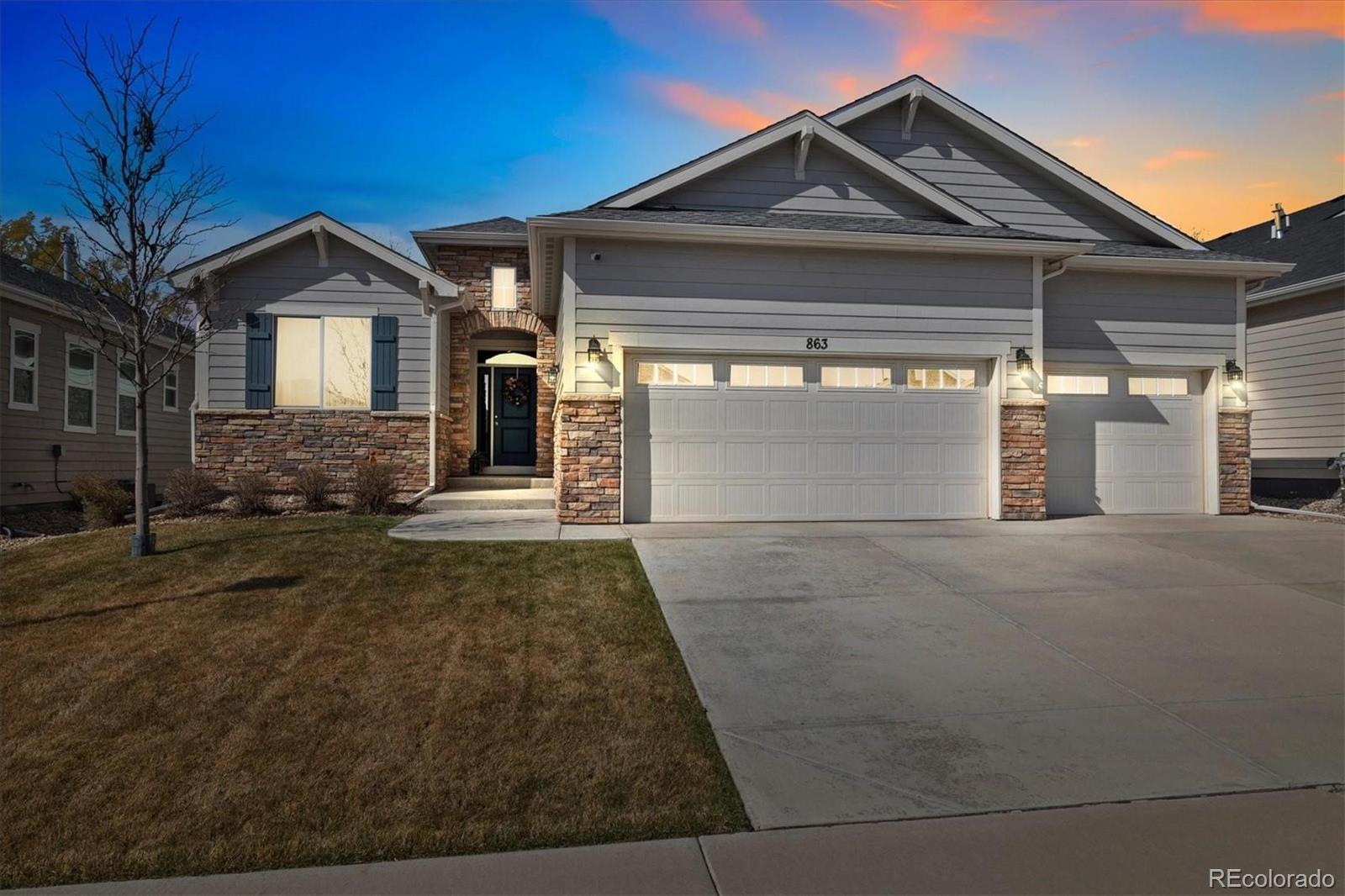 863  Shirttail Peak Drive, windsor MLS: 3621388 Beds: 5 Baths: 5 Price: $740,000