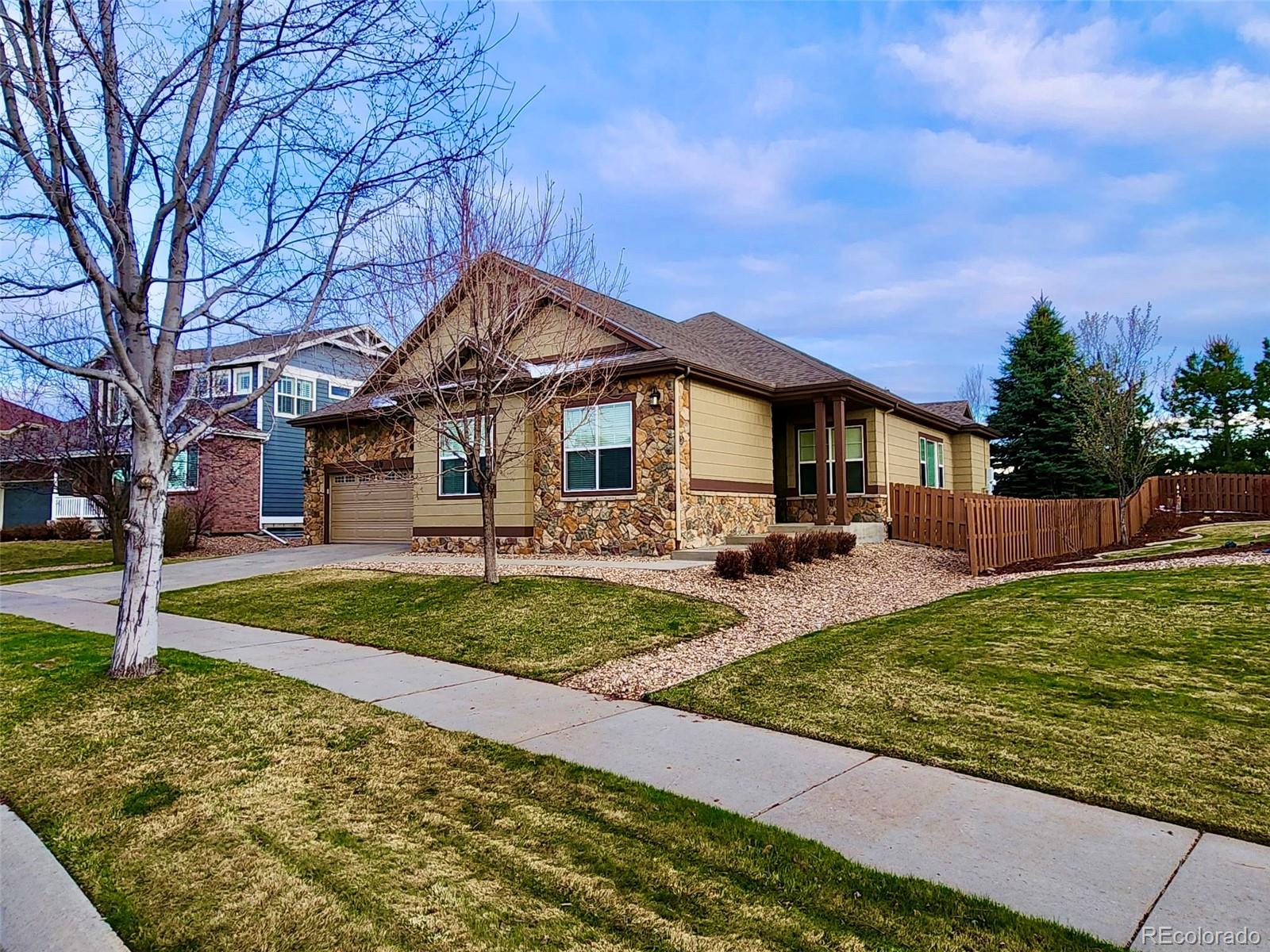 6544 S Millbrook Way, aurora MLS: 1593126 Beds: 4 Baths: 3 Price: $695,000