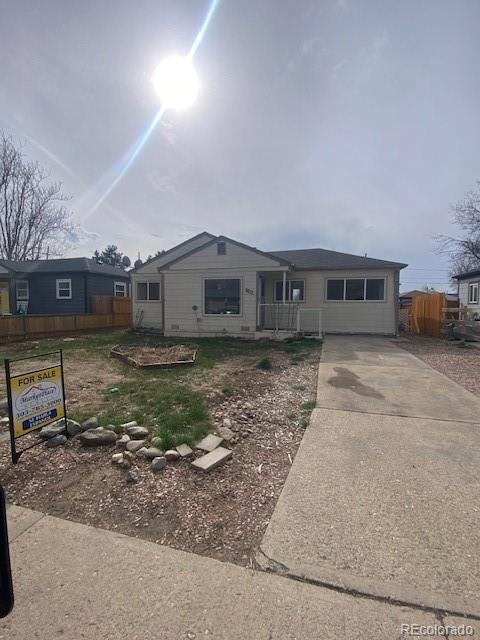 2017  Ironton Street, aurora MLS: 2535158 Beds: 3 Baths: 1 Price: $324,500