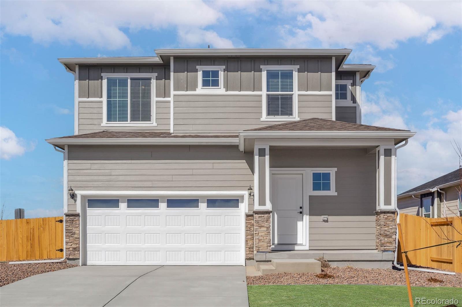  Commerce City Home | MLS #: 438712217883 E 94th Place, Commerce City Beds: 3 Baths: 3 Price: $549,900