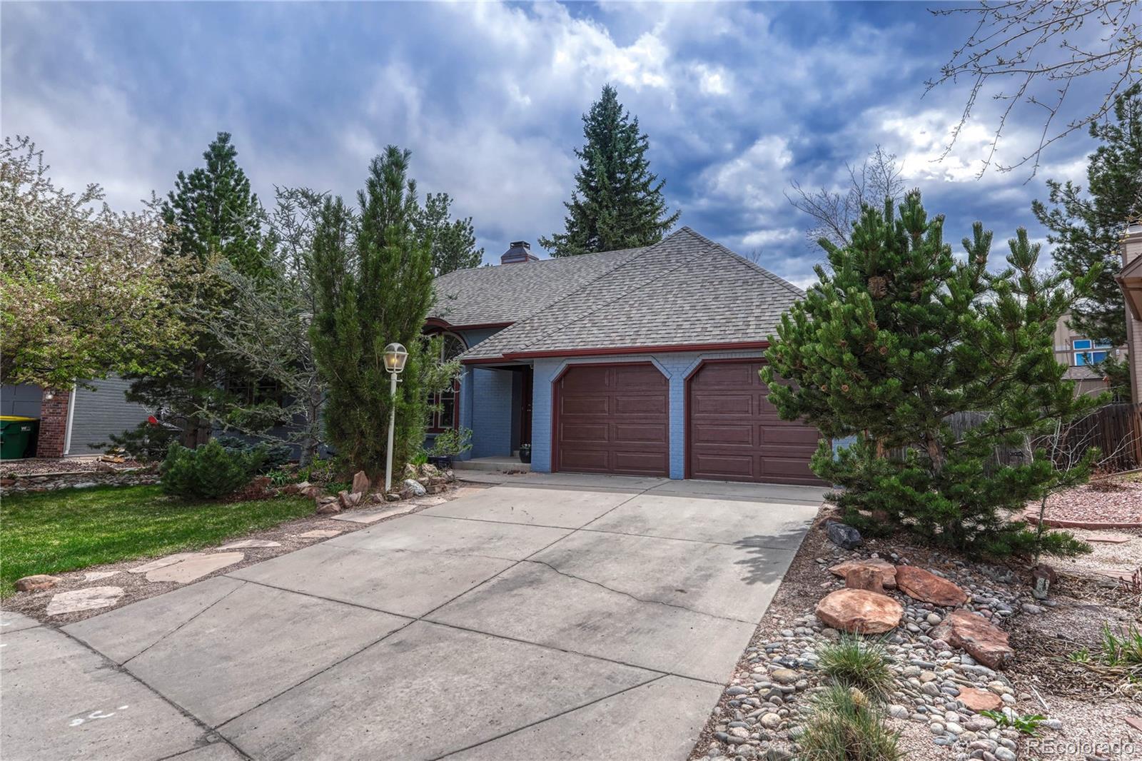 11838 W Arlington Drive, littleton MLS: 3899421 Beds: 4 Baths: 3 Price: $650,000