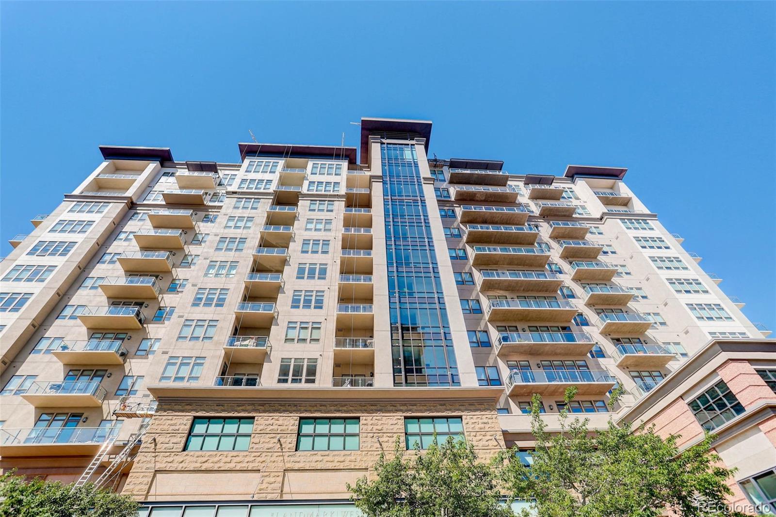 Landmark Greenwood Village Condo / Townhome | MLS #: 87757475455  Landmark Place 407, Greenwood Village Beds: 2 Baths: 2 Price: $1,075,000