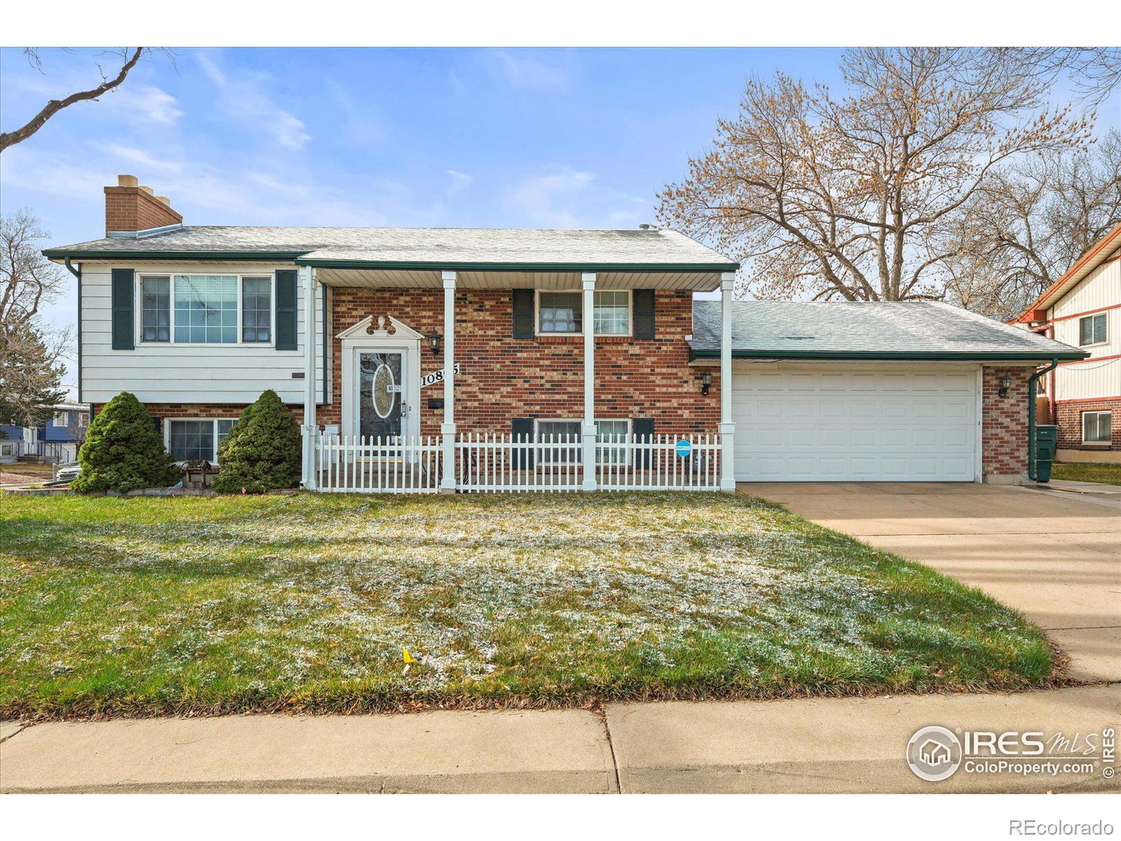 10805  Verna Lane, northglenn MLS: 4567891030270 Beds: 4 Baths: 3 Price: $540,000
