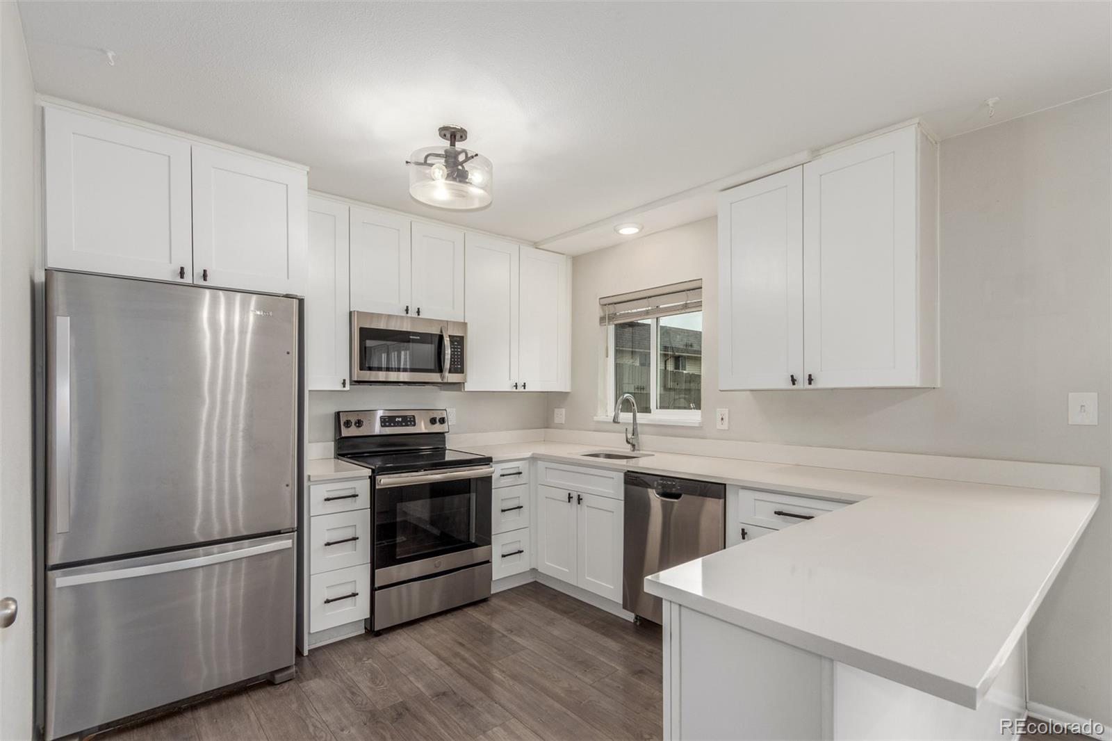 3667 w union avenue, Denver sold home. Closed on 2025-05-13 for $344,900.