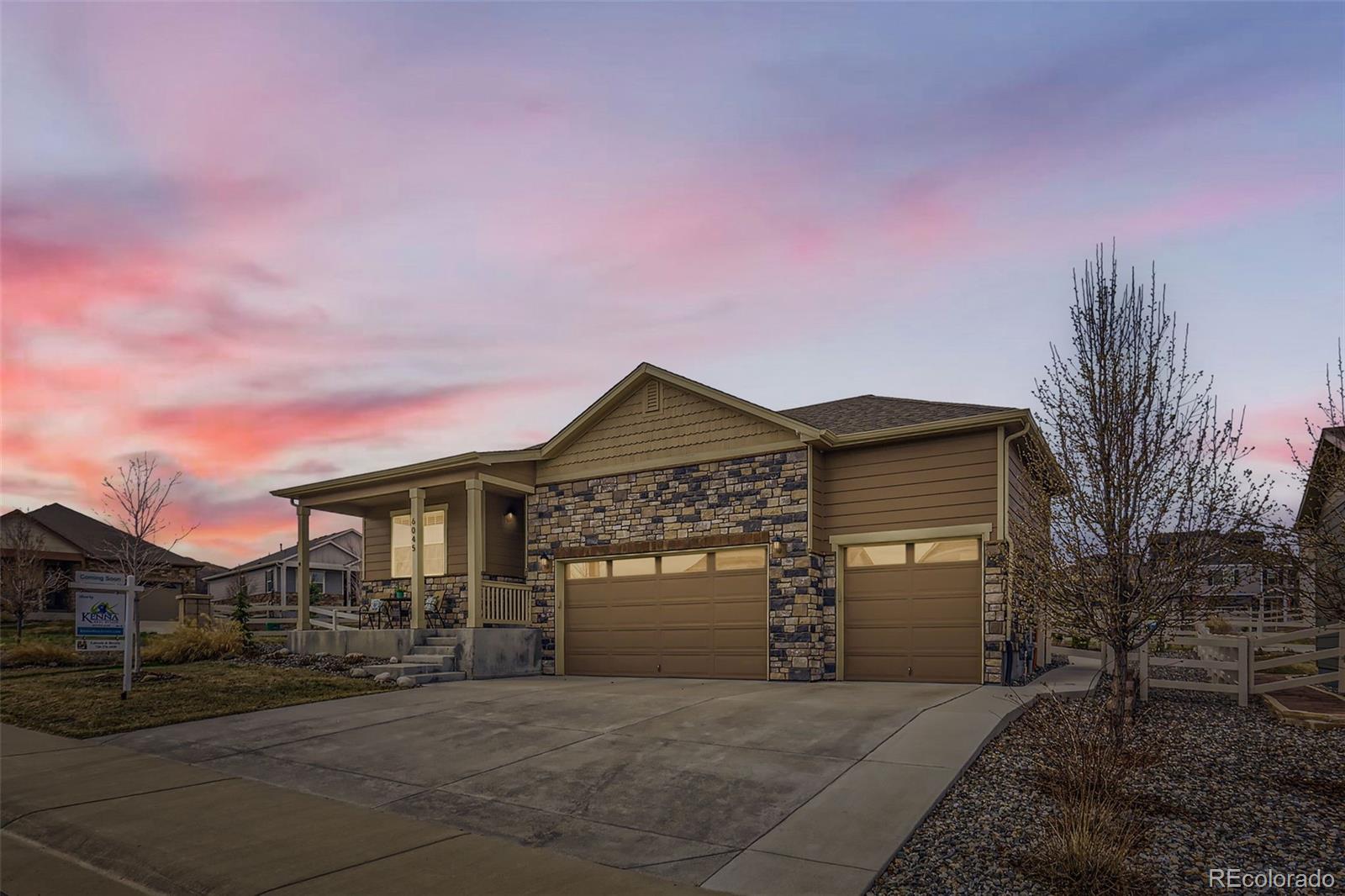 6045  High Timber Circle, castle rock MLS: 7522558 Beds: 4 Baths: 2 Price: $629,000
