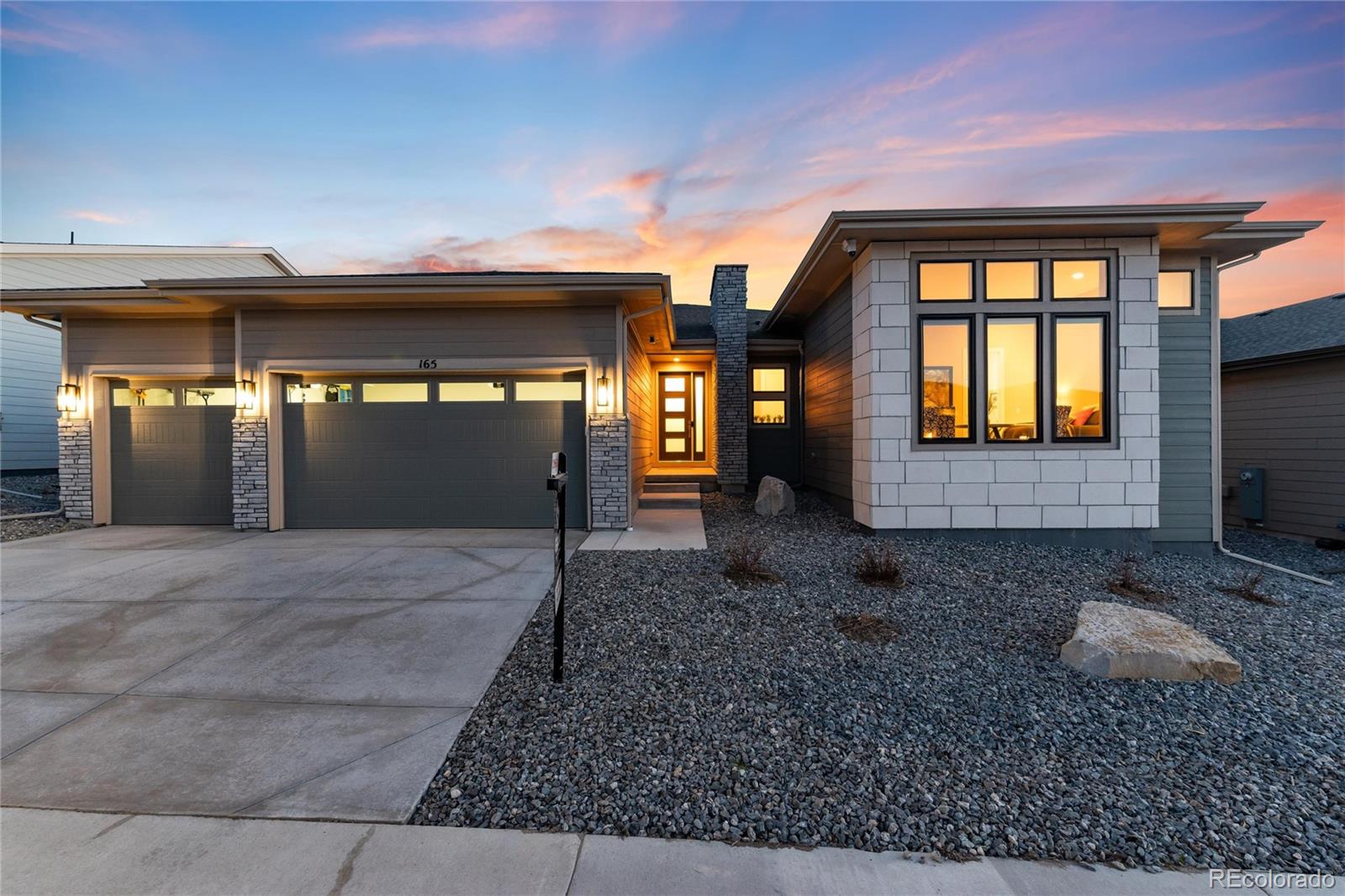 165  Scrubjay Lane, castle rock MLS: 2098815 Beds: 2 Baths: 3 Price: $1,375,000