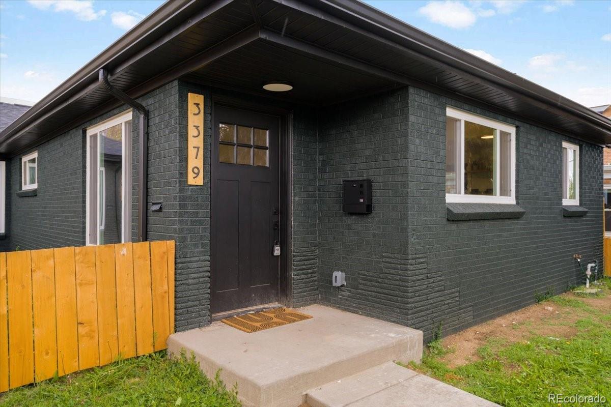 3379  Krameria Street, denver MLS: 8627008 Beds: 2 Baths: 1 Price: $419,450