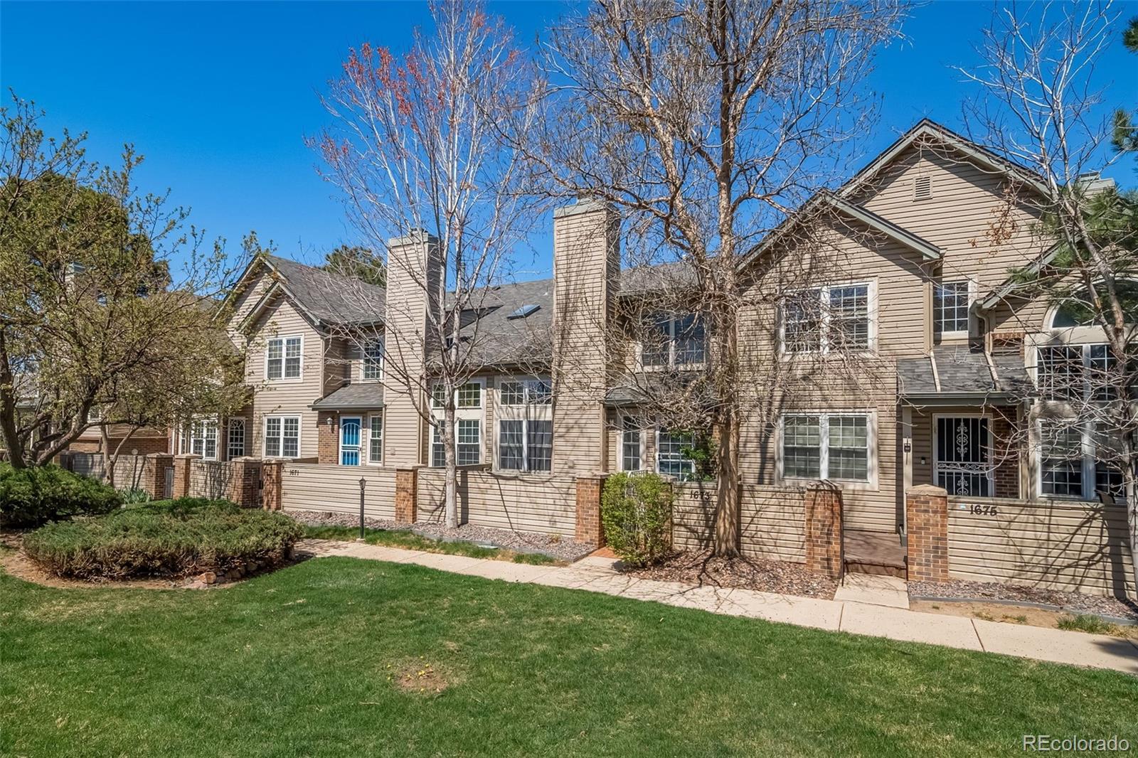 1673 S Fulton Street , Aurora  MLS: 4649520 Beds: 3 Baths: 4 Price: $449,000