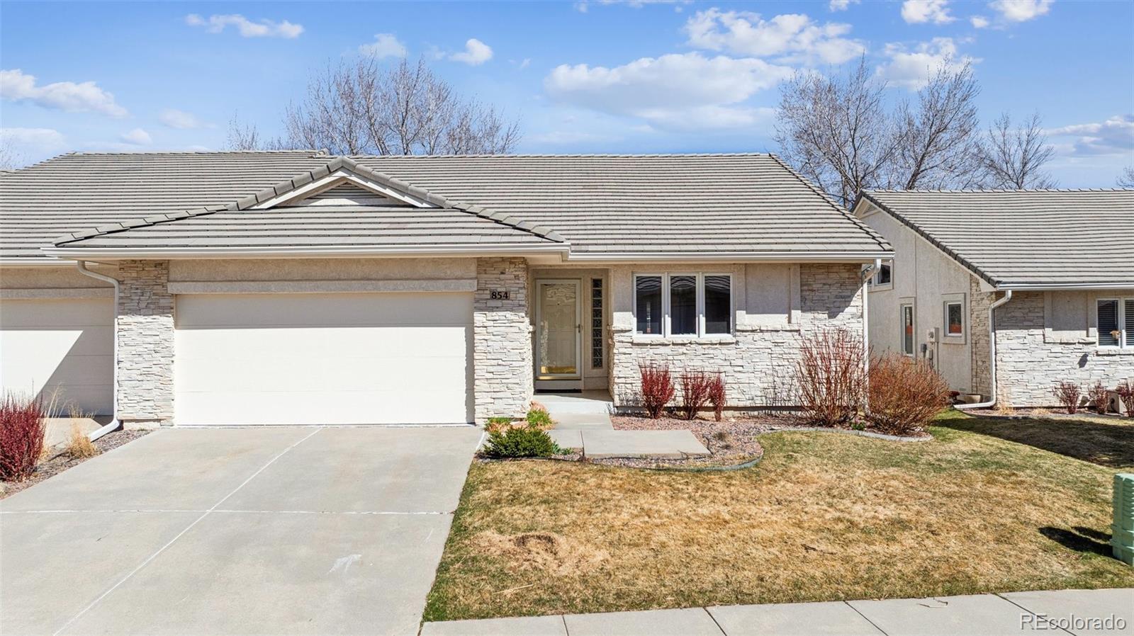 Oaks Colorado Springs Home | MLS #: 9121773854  Loma Point, Colorado Springs Beds: 2 Baths: 2 Price: $439,900