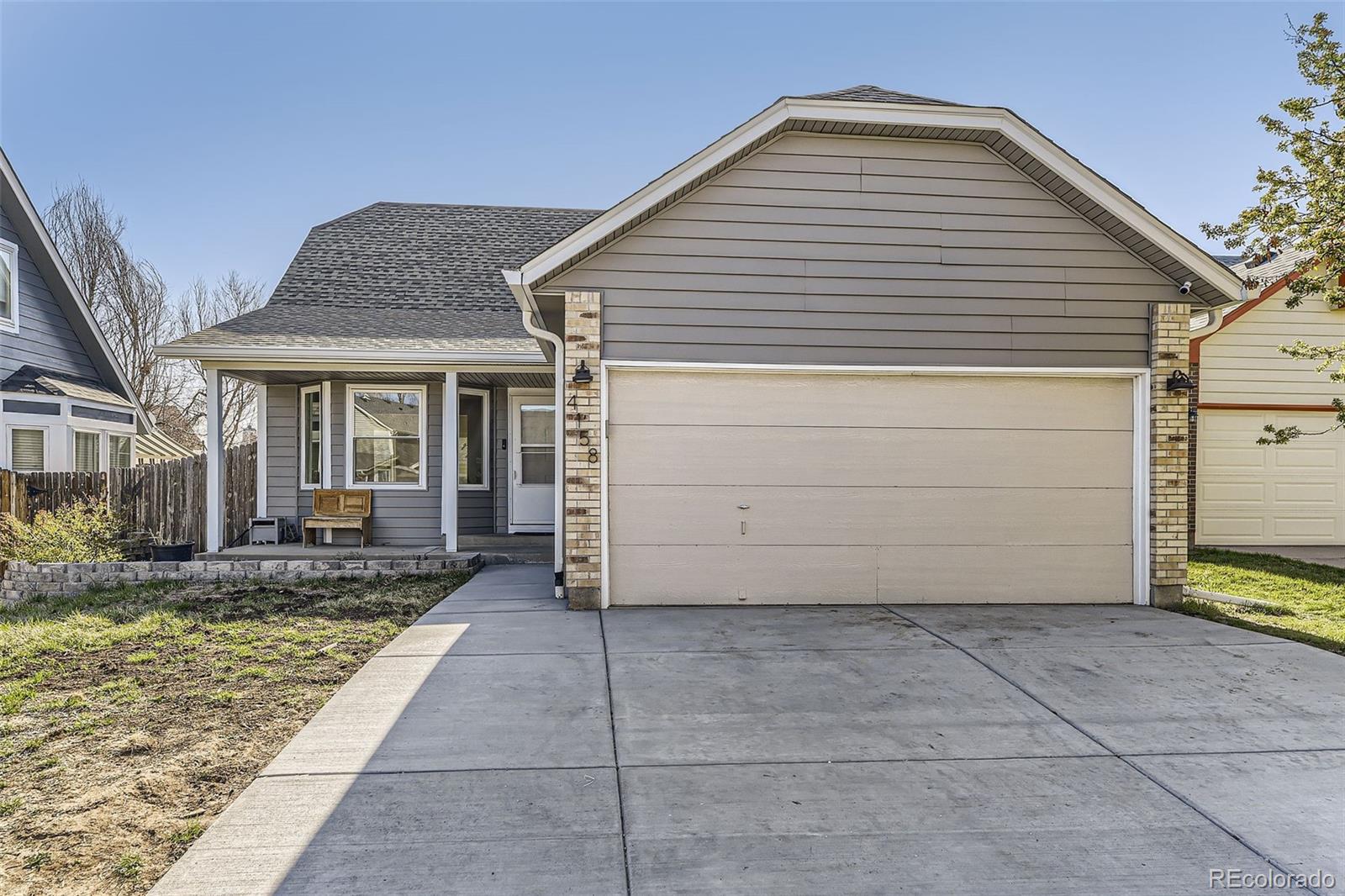 4158 S Lewiston Circle, aurora MLS: 2056385 Beds: 3 Baths: 3 Price: $480,000