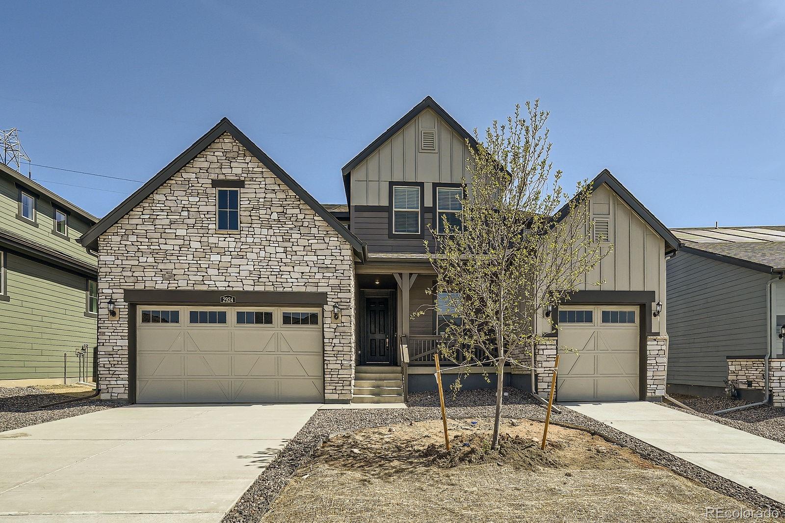  Morrison Home | MLS #: 93365802924 S Poppy Street, Morrison Beds: 5 Baths: 5 Price: $1,150,950