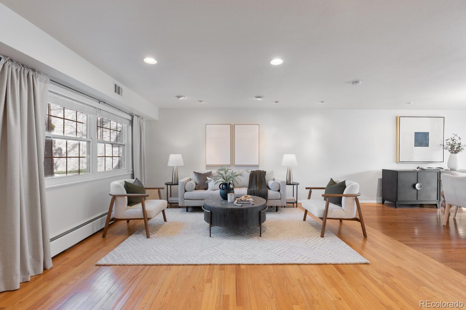 3511 s hillcrest drive, Denver sold home. Closed on 2025-06-23 for $367,500.