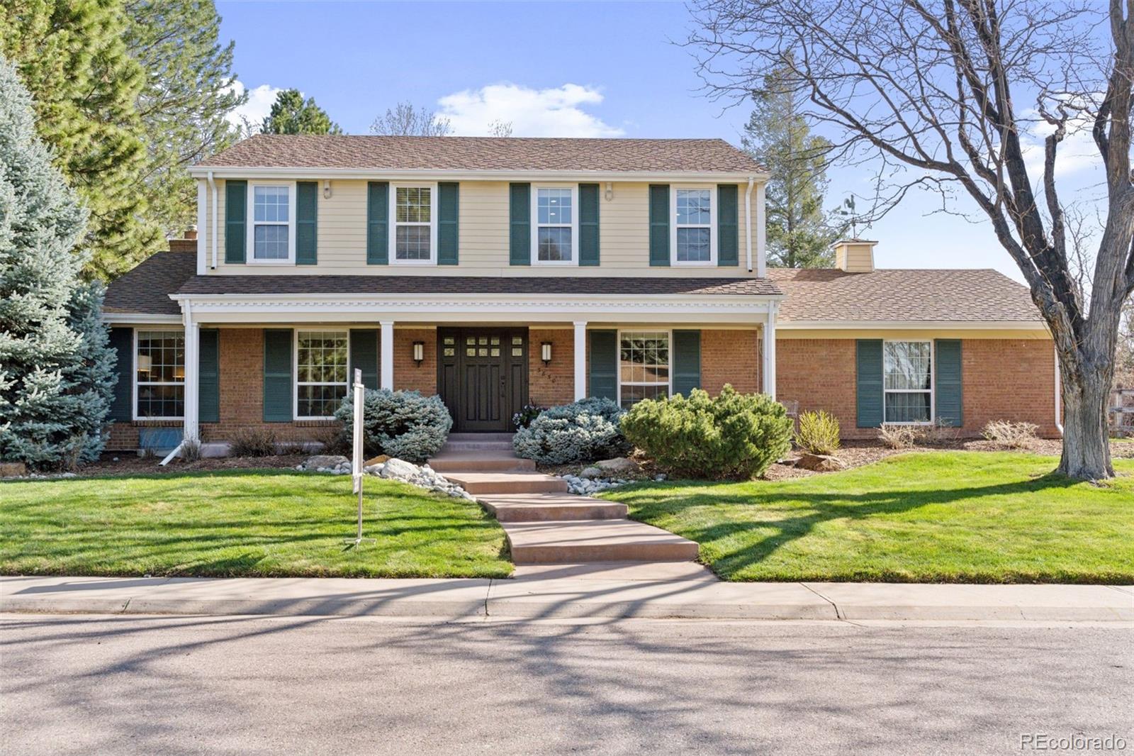 3850 S Willow Way, denver MLS: 7522441 Beds: 5 Baths: 4 Price: $869,000
