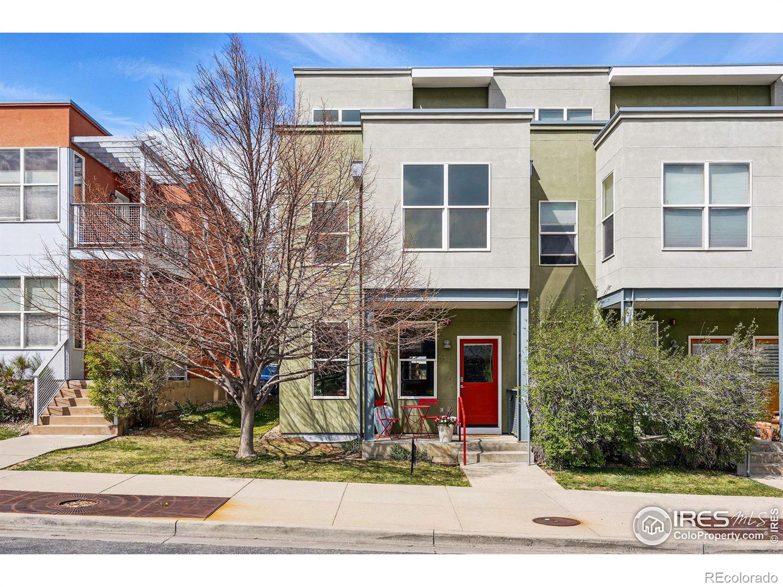 1351 yellow pine avenue, Boulder sold home. Closed on 2025-06-06 for $845,000.