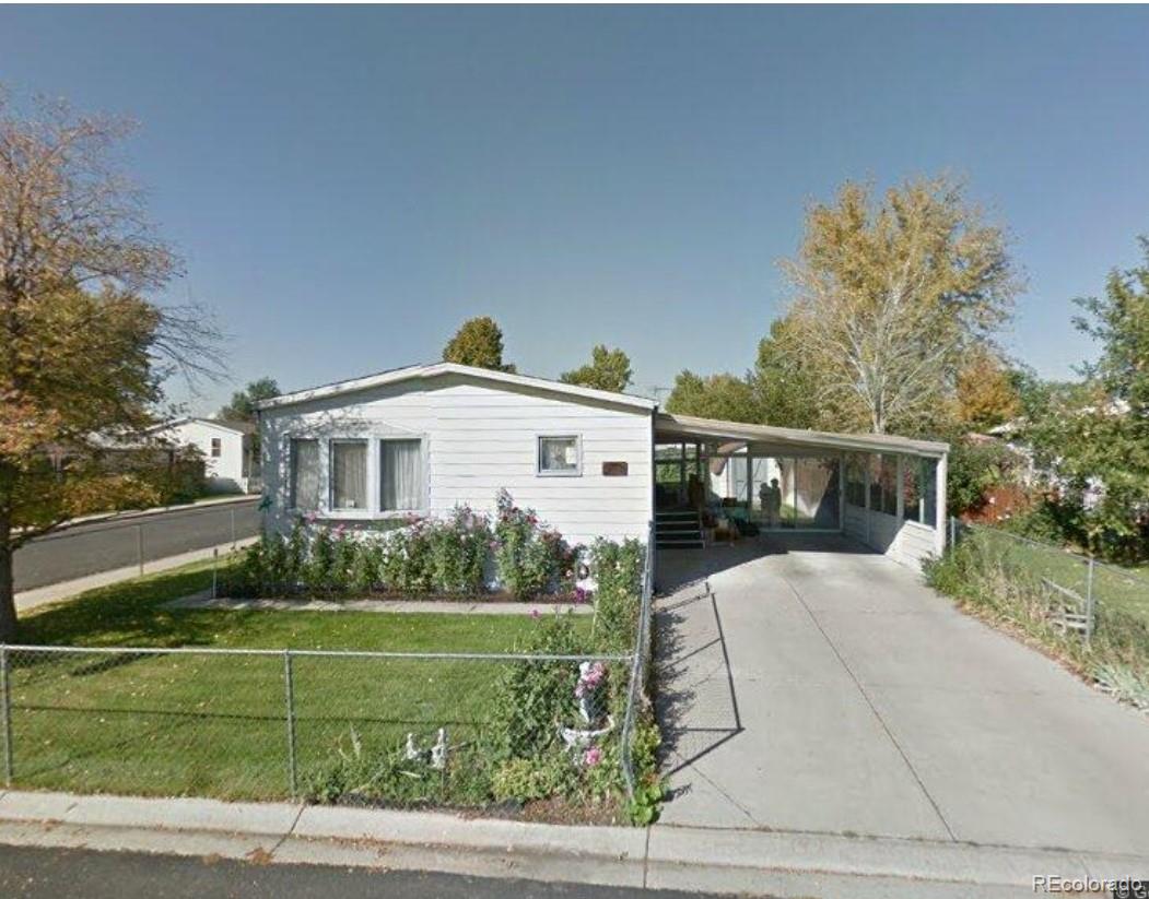 8401  Garfield Way, denver MLS: 9657443 Beds: 3 Baths: 2 Price: $330,000