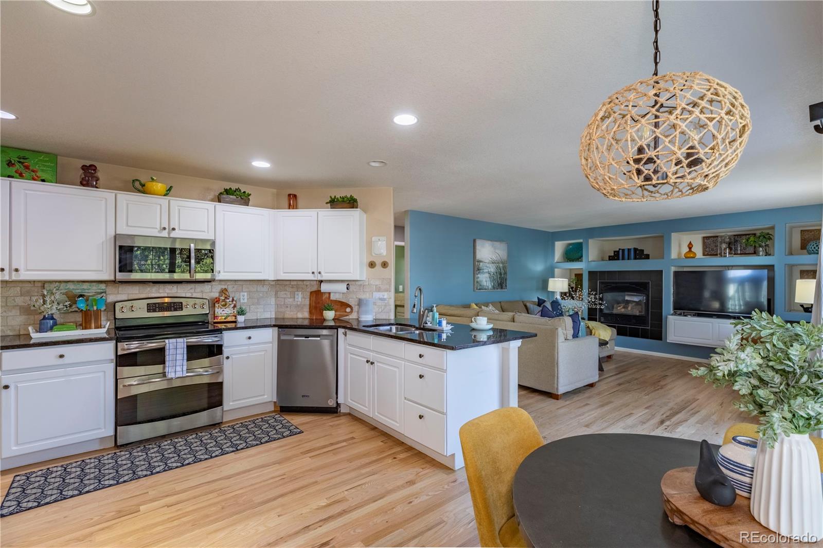 Chatfield Bluffs Littleton Home | MLS #: 25922008888 S Dudley Street, Littleton Beds: 3 Baths: 4 Price: $684,900