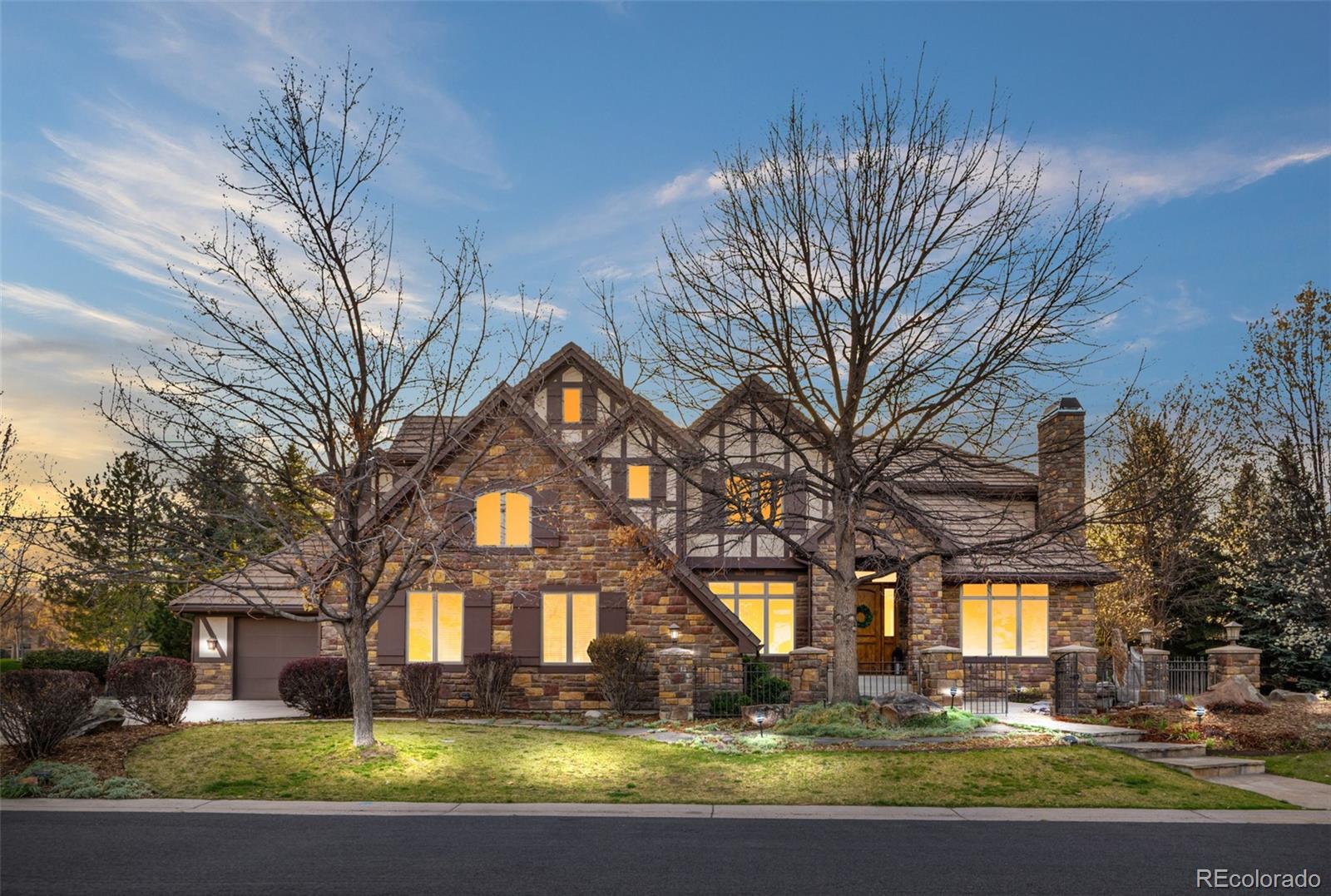 35 brookhaven lane, Littleton sold home. Closed on 2025-05-16 for $2,780,000.