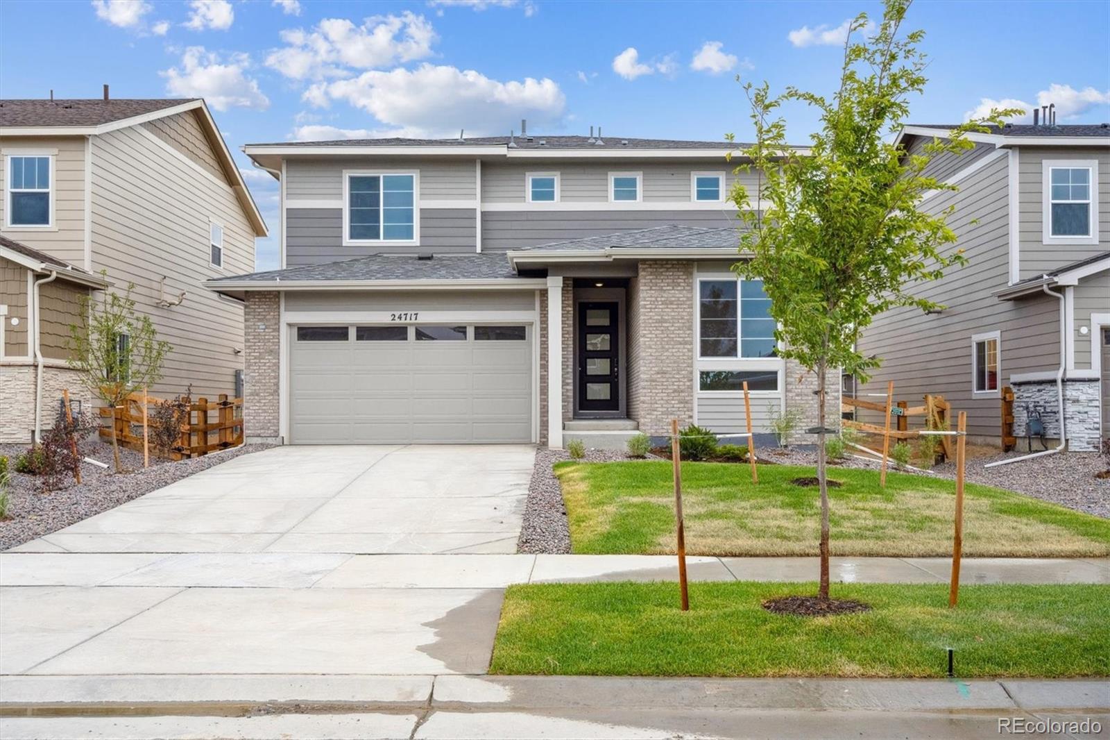 Aurora Highlands Aurora Home | MLS #: 346617824717 E 40th Avenue, Aurora Beds: 3 Baths: 3 Price: $514,950
