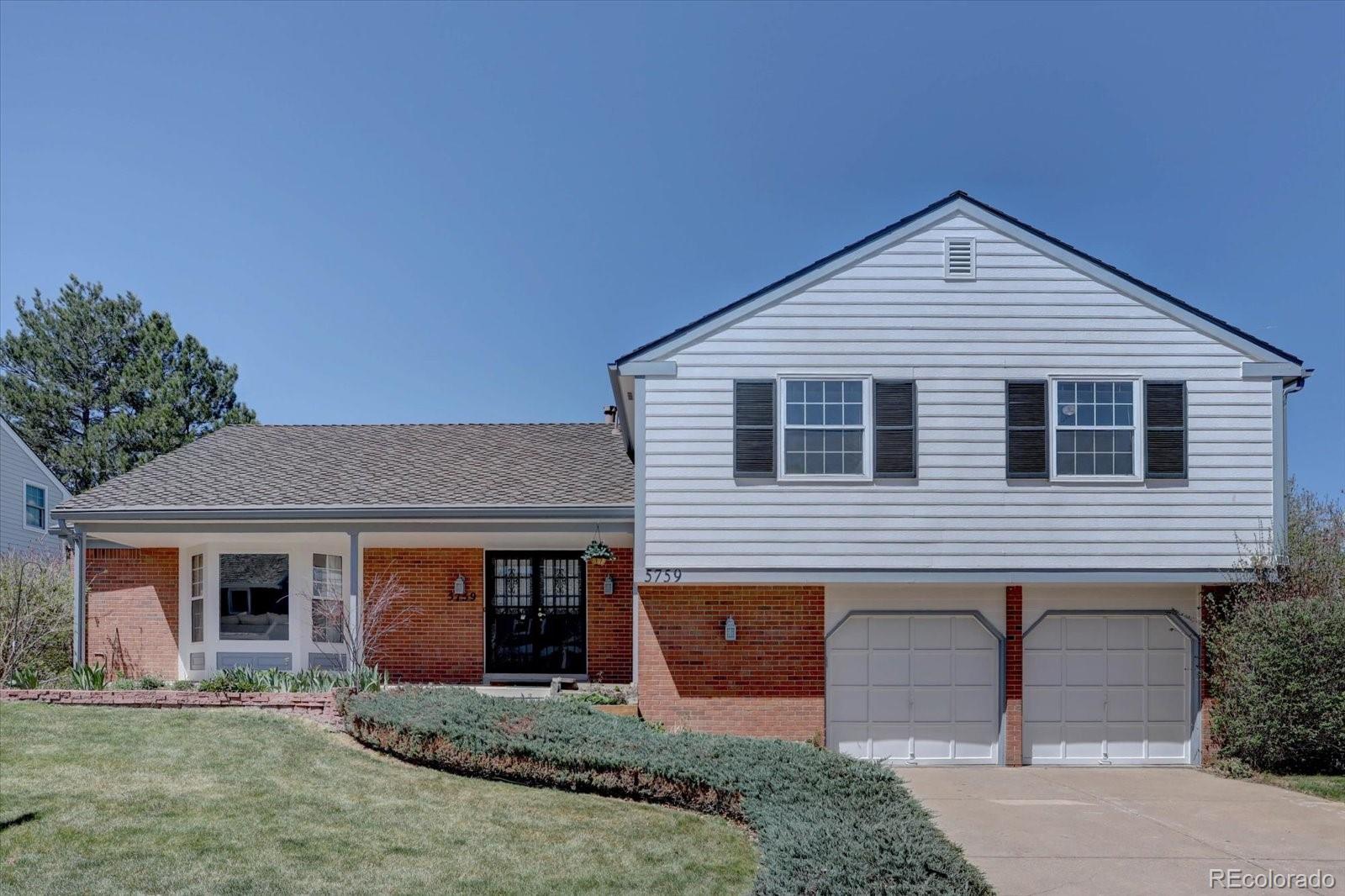 5759 E Geddes Circle, centennial MLS: 5468499 Beds: 4 Baths: 3 Price: $850,000