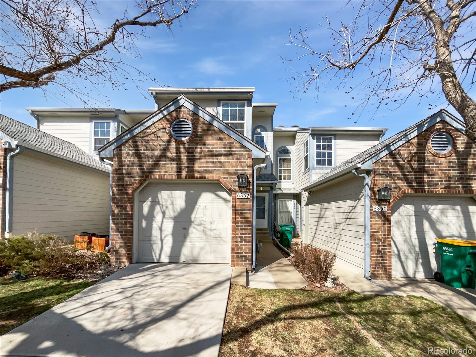 Stony Creek Littleton Home | MLS #: 51521966852 S Dover Way, Littleton Beds: 2 Baths: 2 Price: $383,000