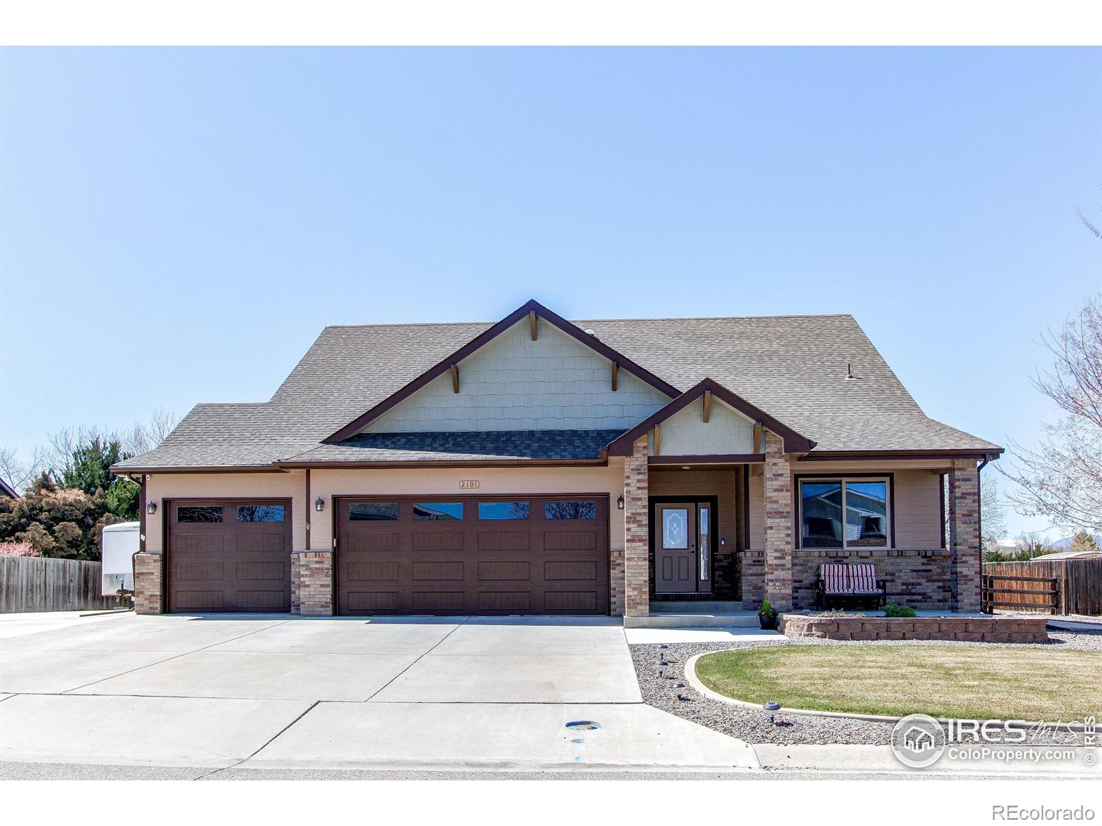 2101  Breckenridge Drive, berthoud MLS: 4567891030702 Beds: 4 Baths: 3 Price: $899,000
