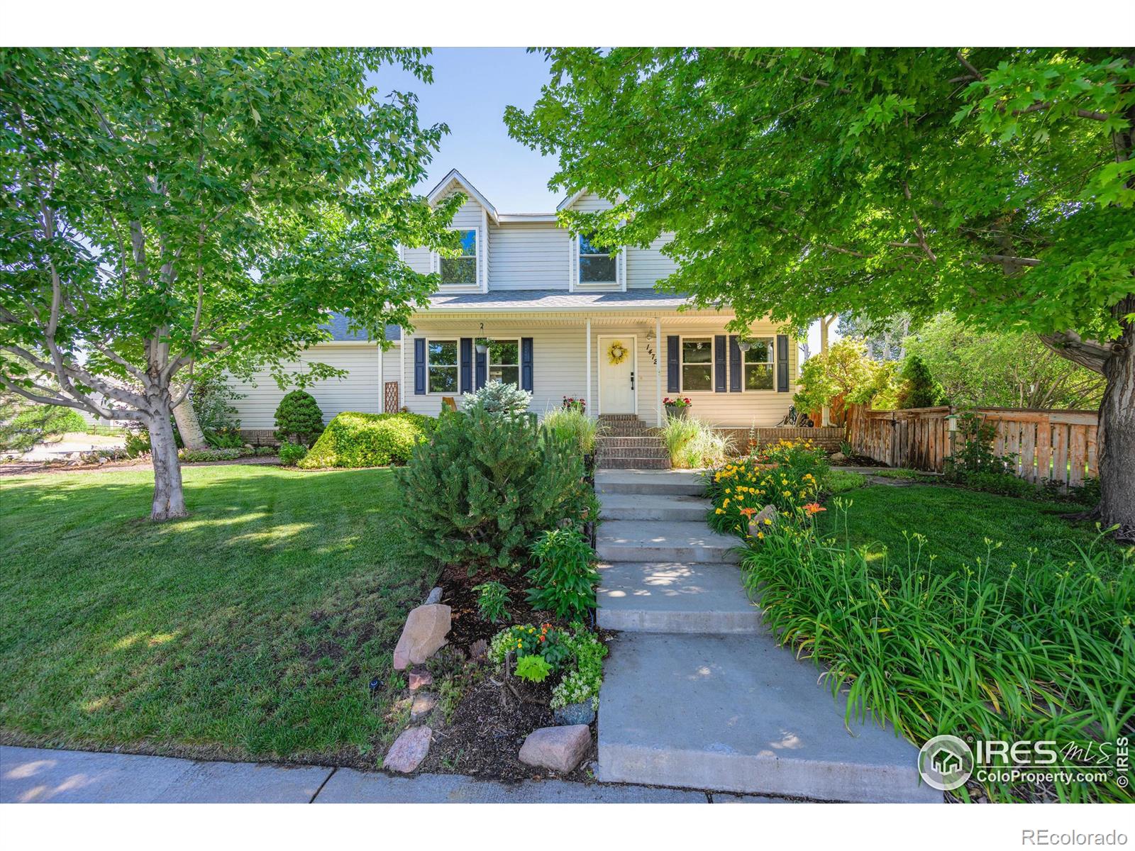 1472  Walnut Street, windsor MLS: 4567891030783 Beds: 3 Baths: 3 Price: $540,000