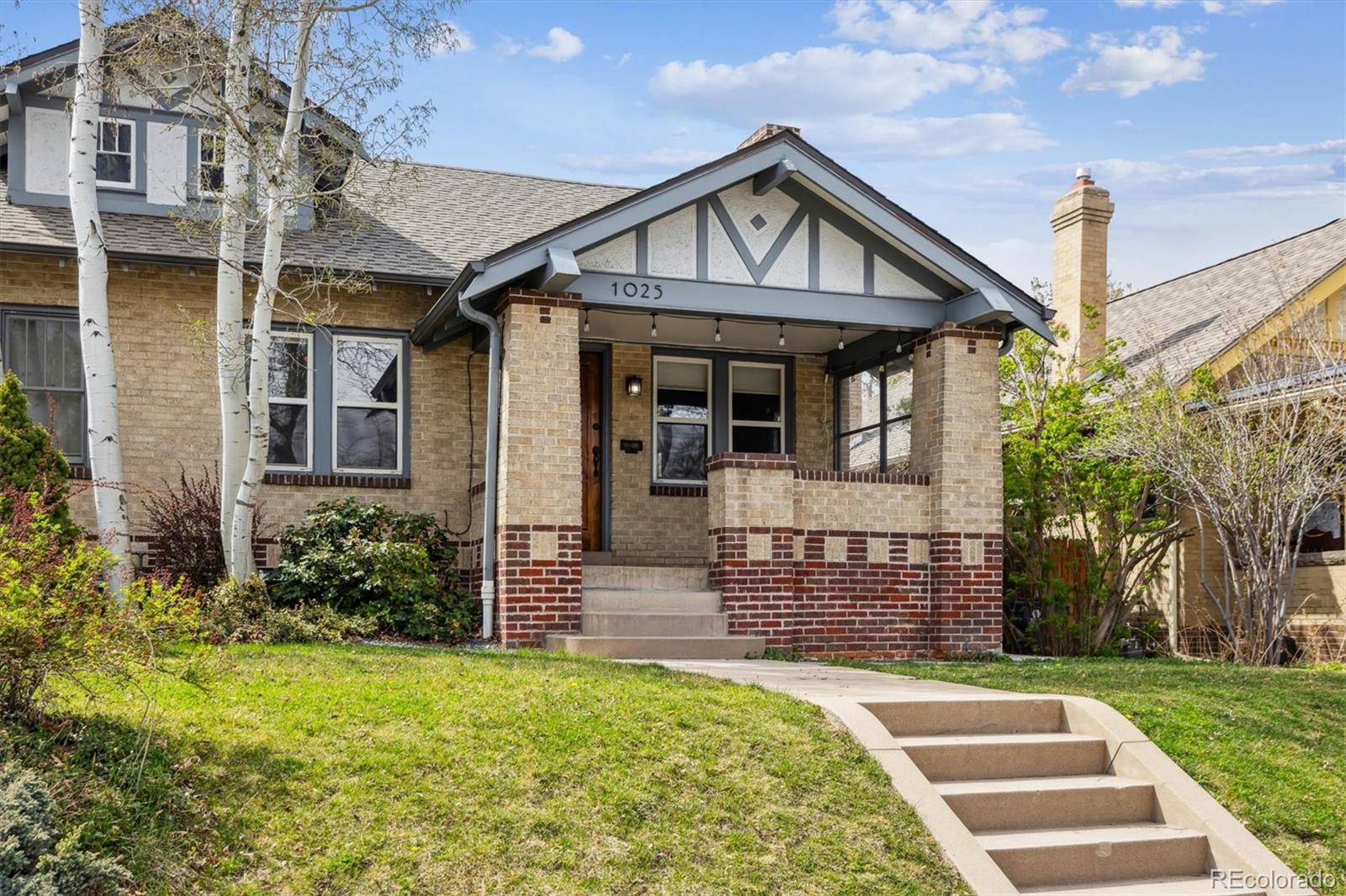 1025  Adams Street, denver MLS: 2518092 Beds: 3 Baths: 2 Price: $750,000