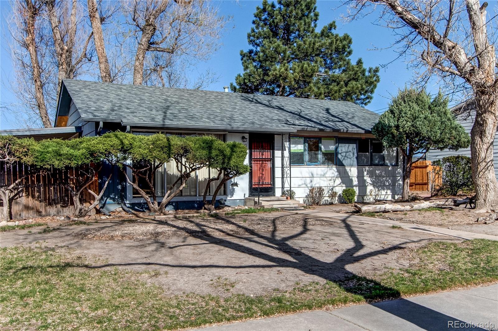Smartts Colorado Springs Home | MLS #: 40296601360  Diana Lane, Colorado Springs Beds: 3 Baths: 2 Price: $279,950