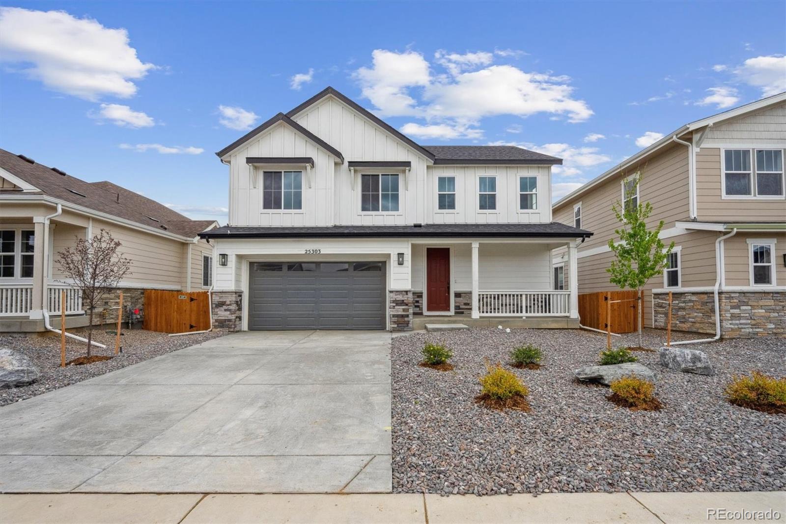 Harvest Crossing Aurora Home | MLS #: 400901825303 E Warren Place, Aurora Beds: 3 Baths: 3 Price: $689,950