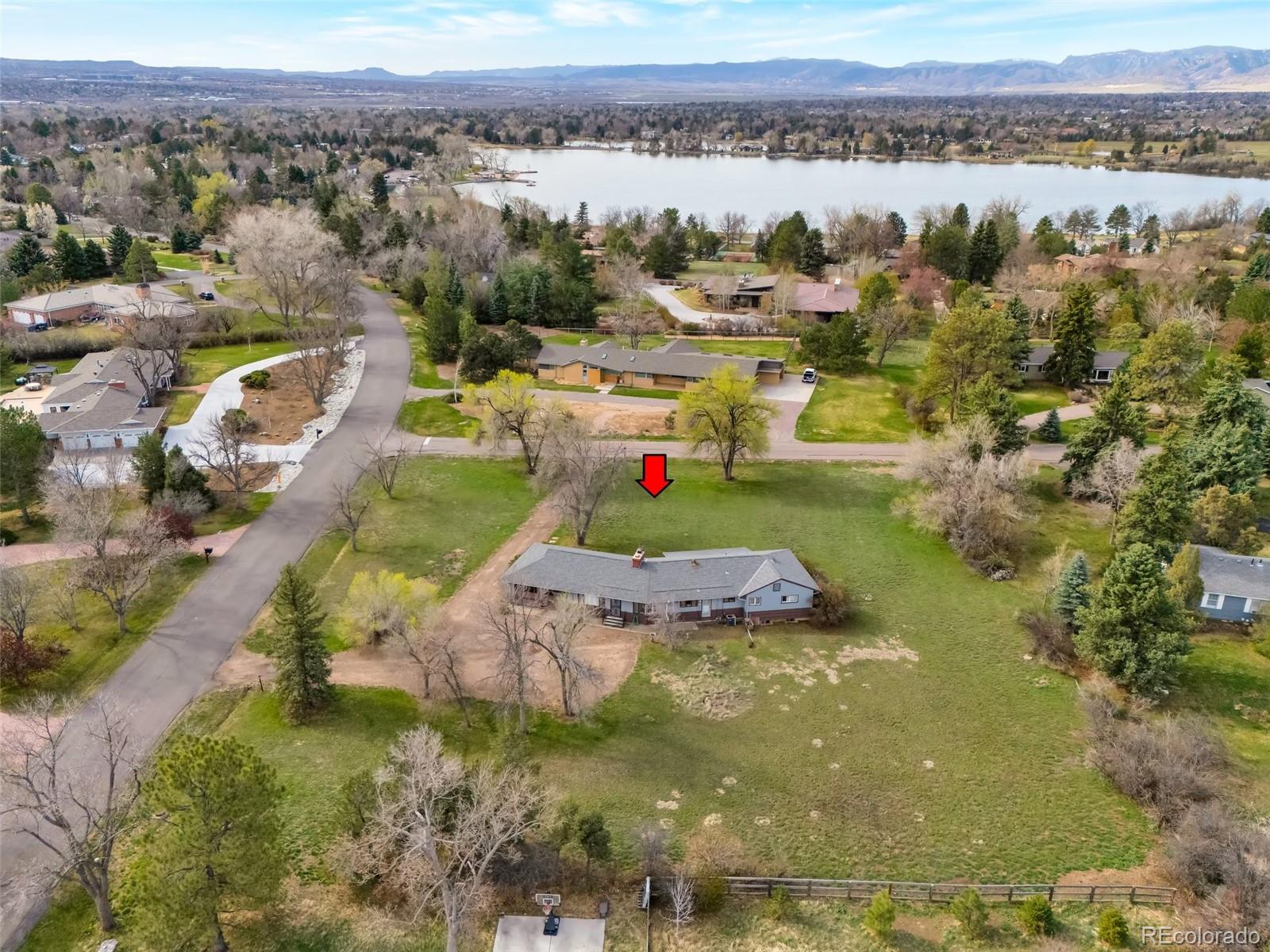 4901  Redwood Drive, littleton MLS: 4468462 Beds: 3 Baths: 2 Price: $1,655,000