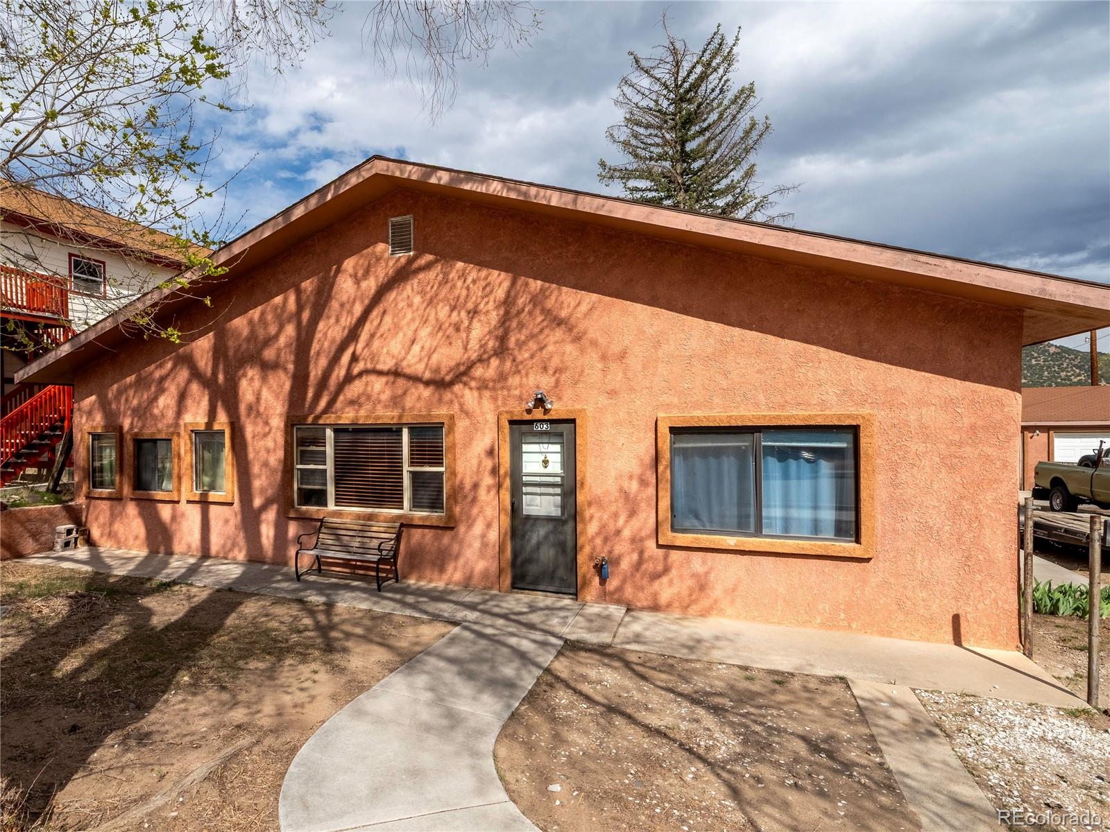 603 hunt street, salida sold home. Closed on 2025-06-18 for $530,000.
