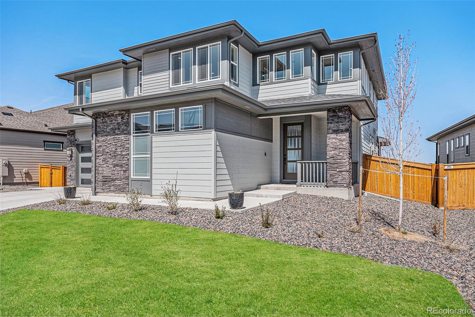 89  Clara Place, castle pines MLS: 8549658 Beds: 4 Baths: 4 Price: $1,190,000