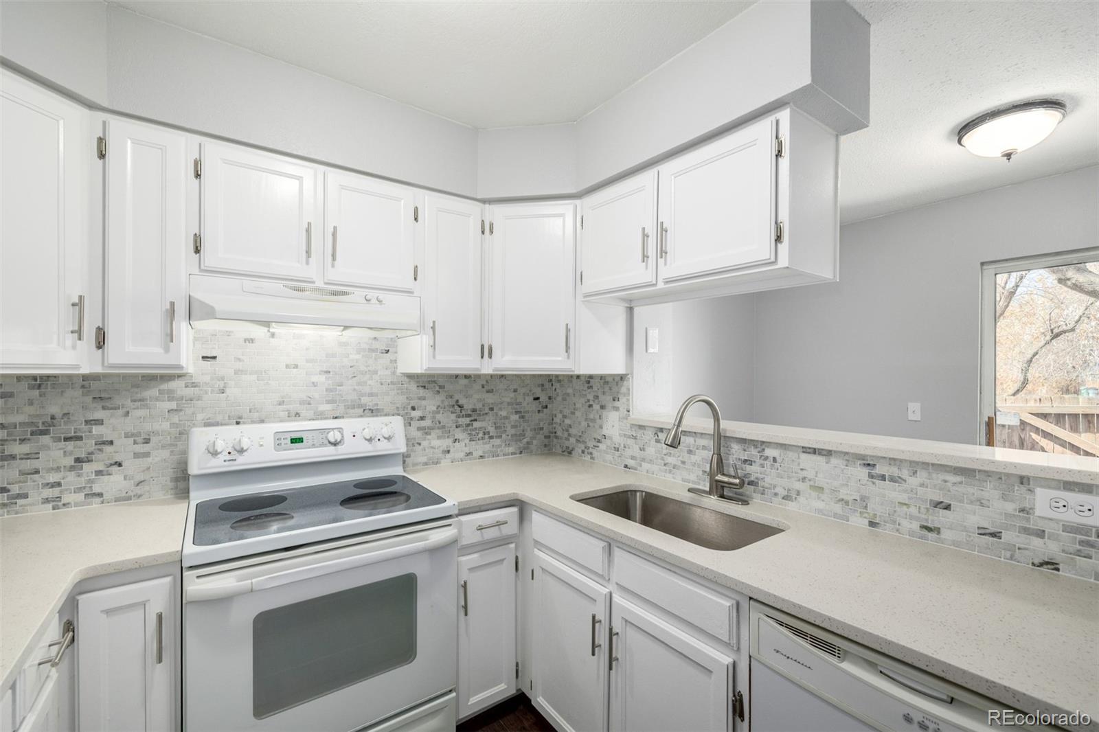 2927 w 81st avenue, westminster sold home. Closed on 2025-07-14 for $295,000.